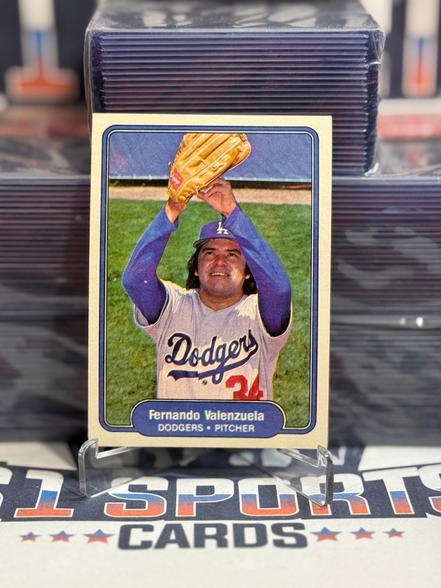 1982 Fleer Fernando Valenzuela 27