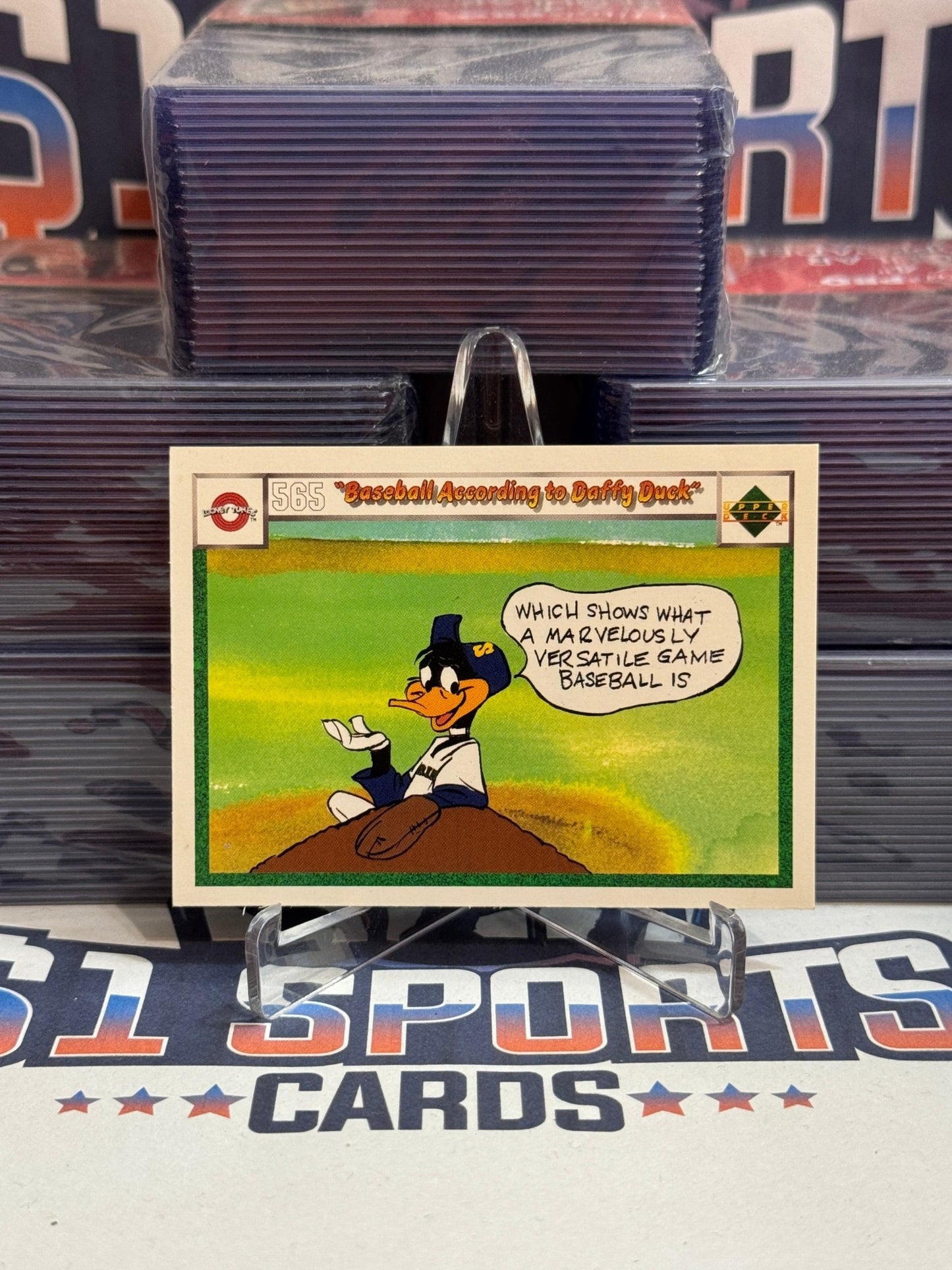 1990 Upper Deck Looney Tunes Comic Ball Daffy Duck #565