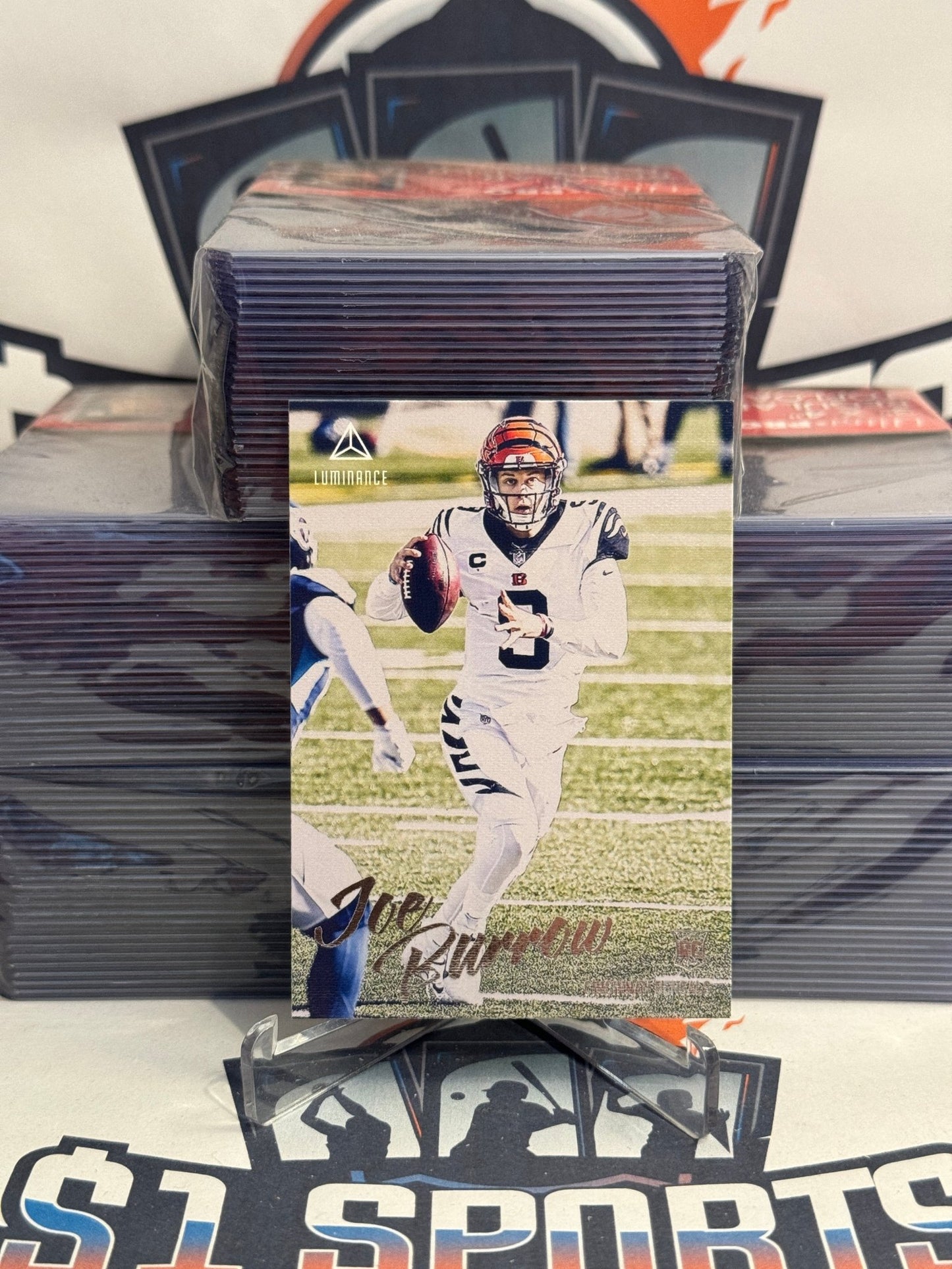 2020 Panini Chronicles (Luminance) Joe Burrow Rookie #201