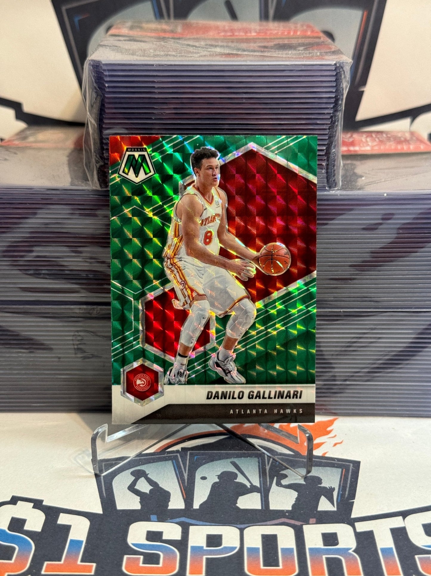 2020 Panini Mosaic (Green Prizm) Danilo Gallinari #119