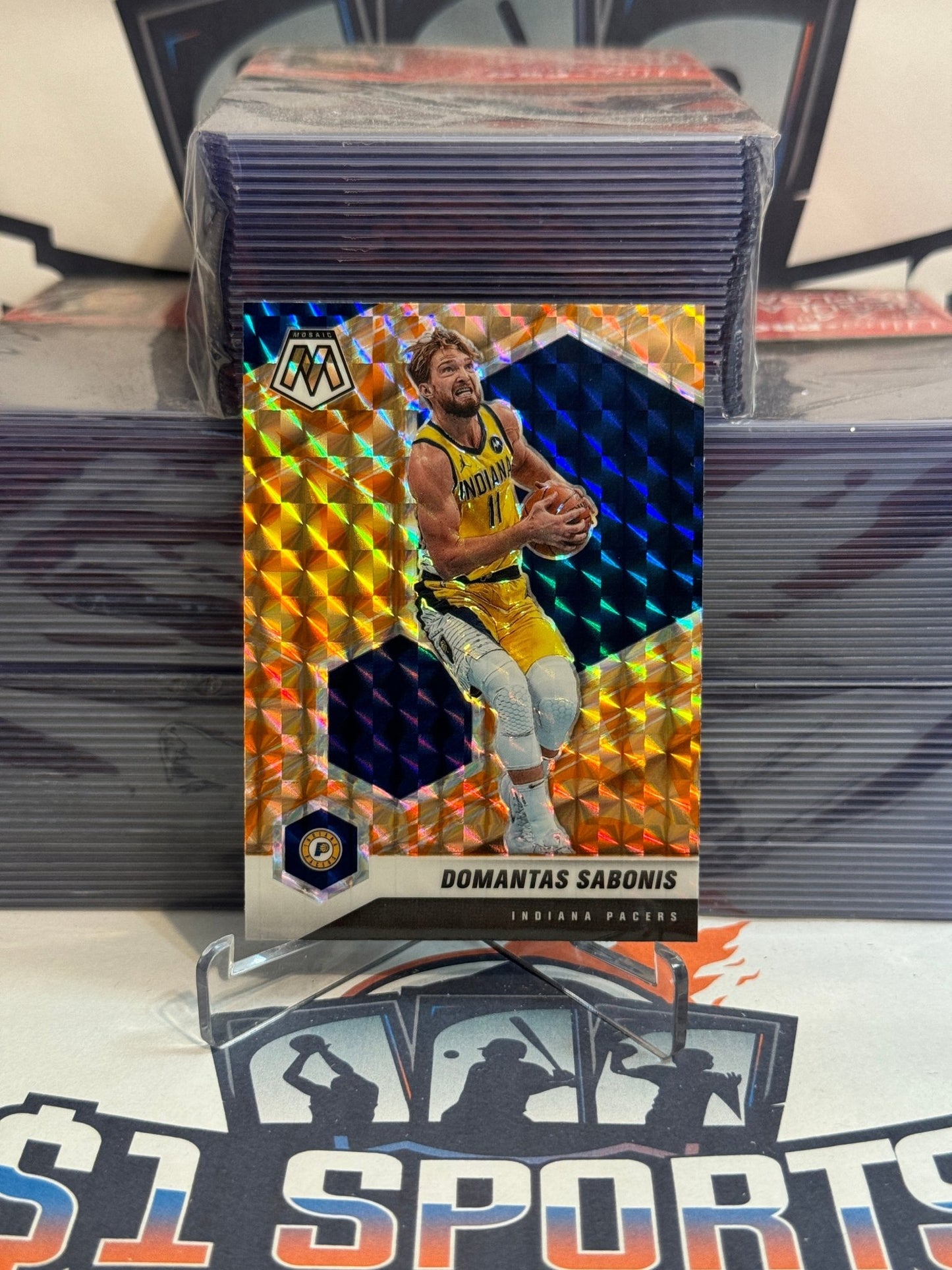 2020 Panini Mosaic (Orange Reactive Prizm) Domantas Sabonis #15