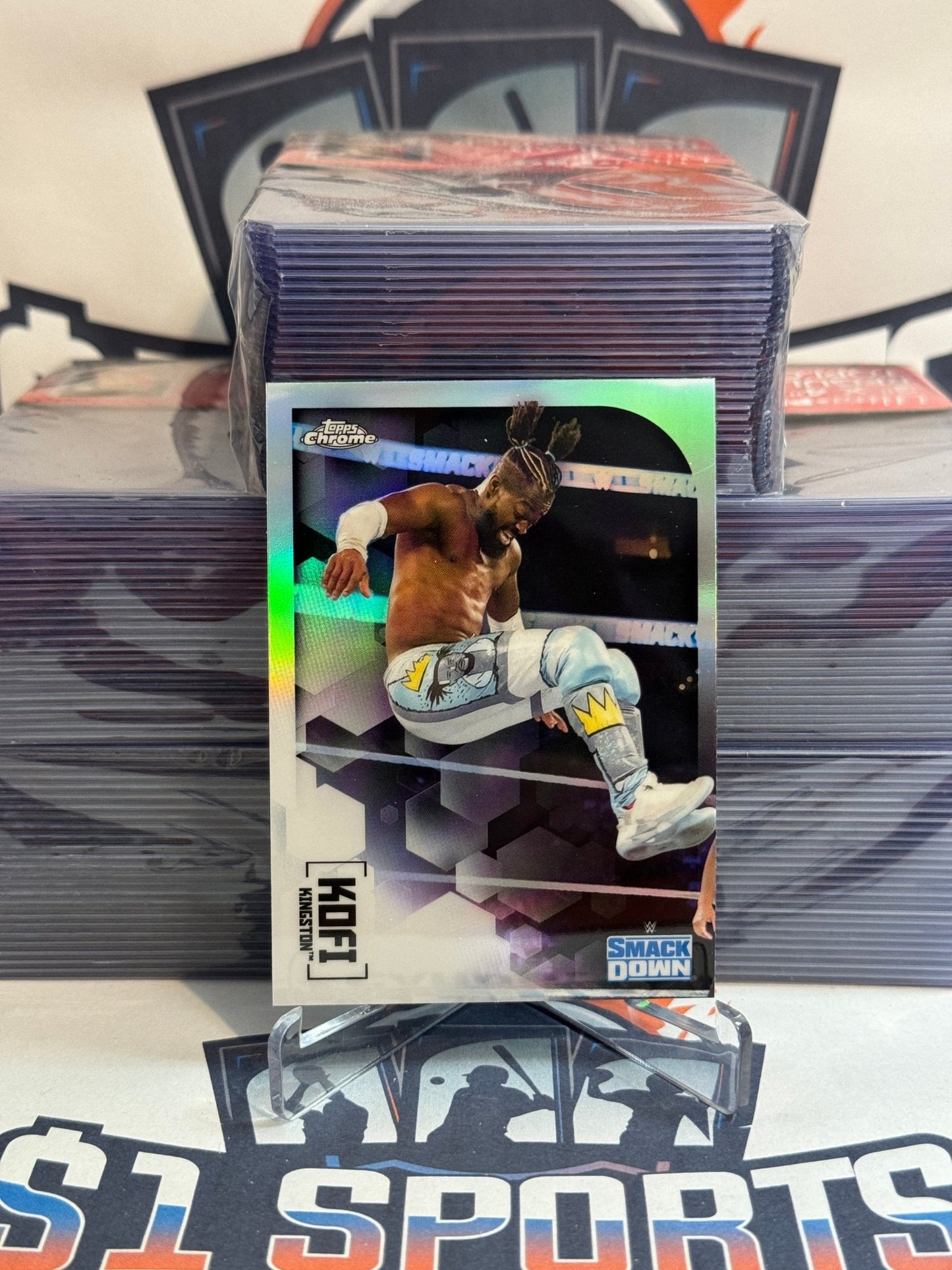 2020 Topps Chrome WWE (Image Variation Refractor) Kofi Kingston #IV-15