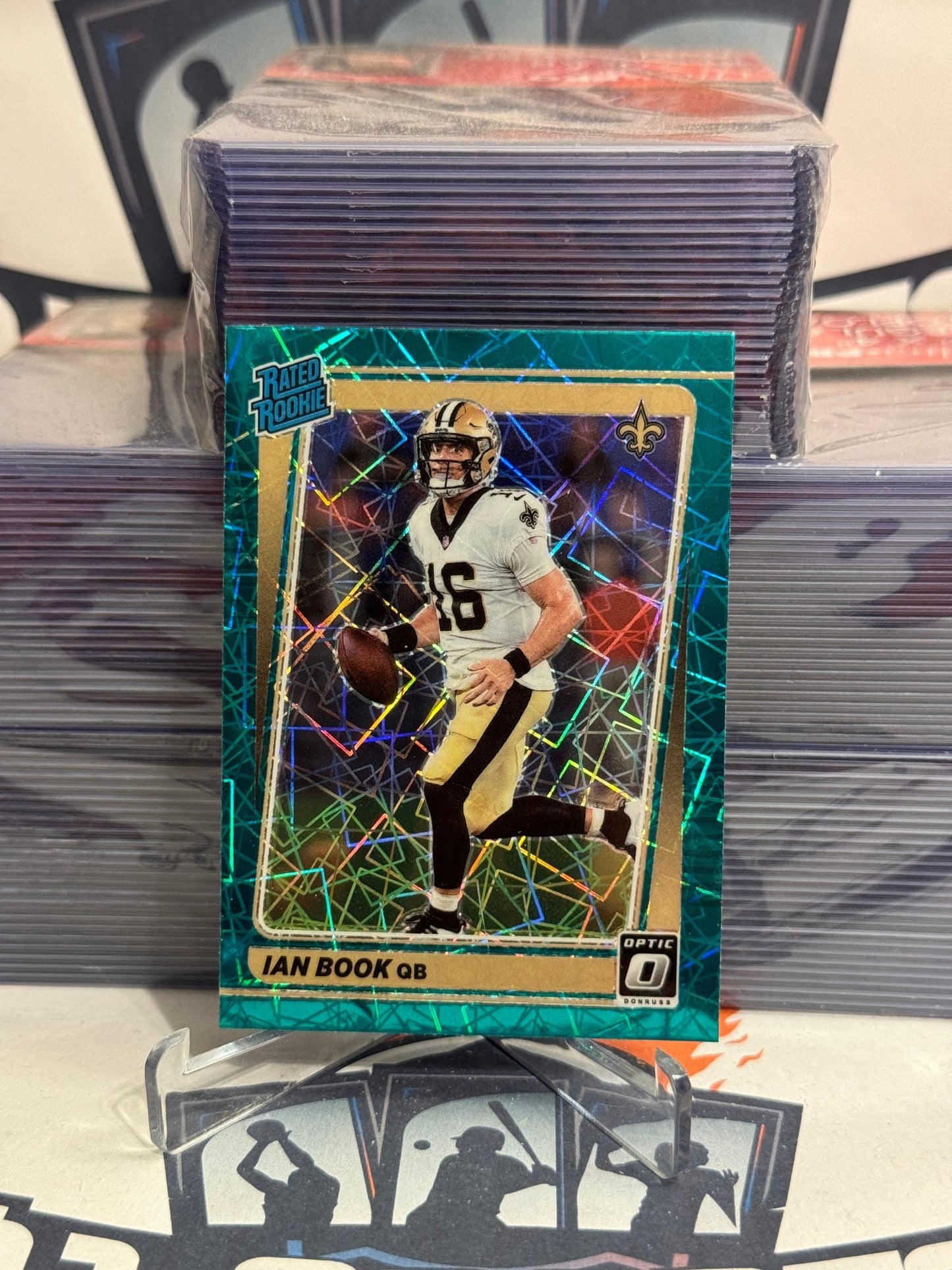 2021 Donruss Optic (Green Velocity Prizm, Rated Rookie) Ian Book #227