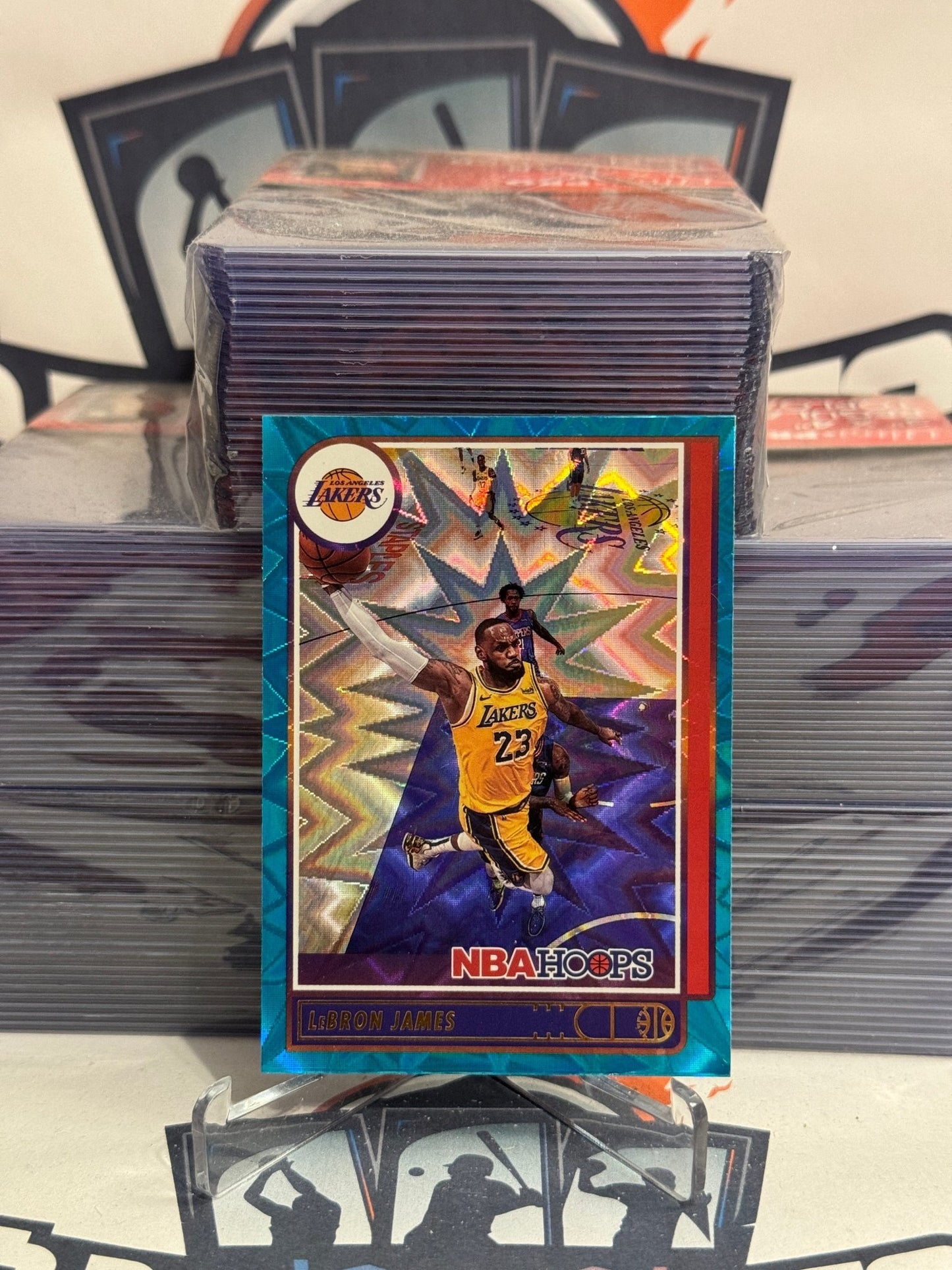 2021 NBA Hoops (Teal Explosion) LeBron James #136