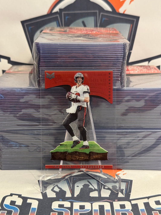 2021 Panini Chronicles (Magnitude) Tom Brady #MAG-17