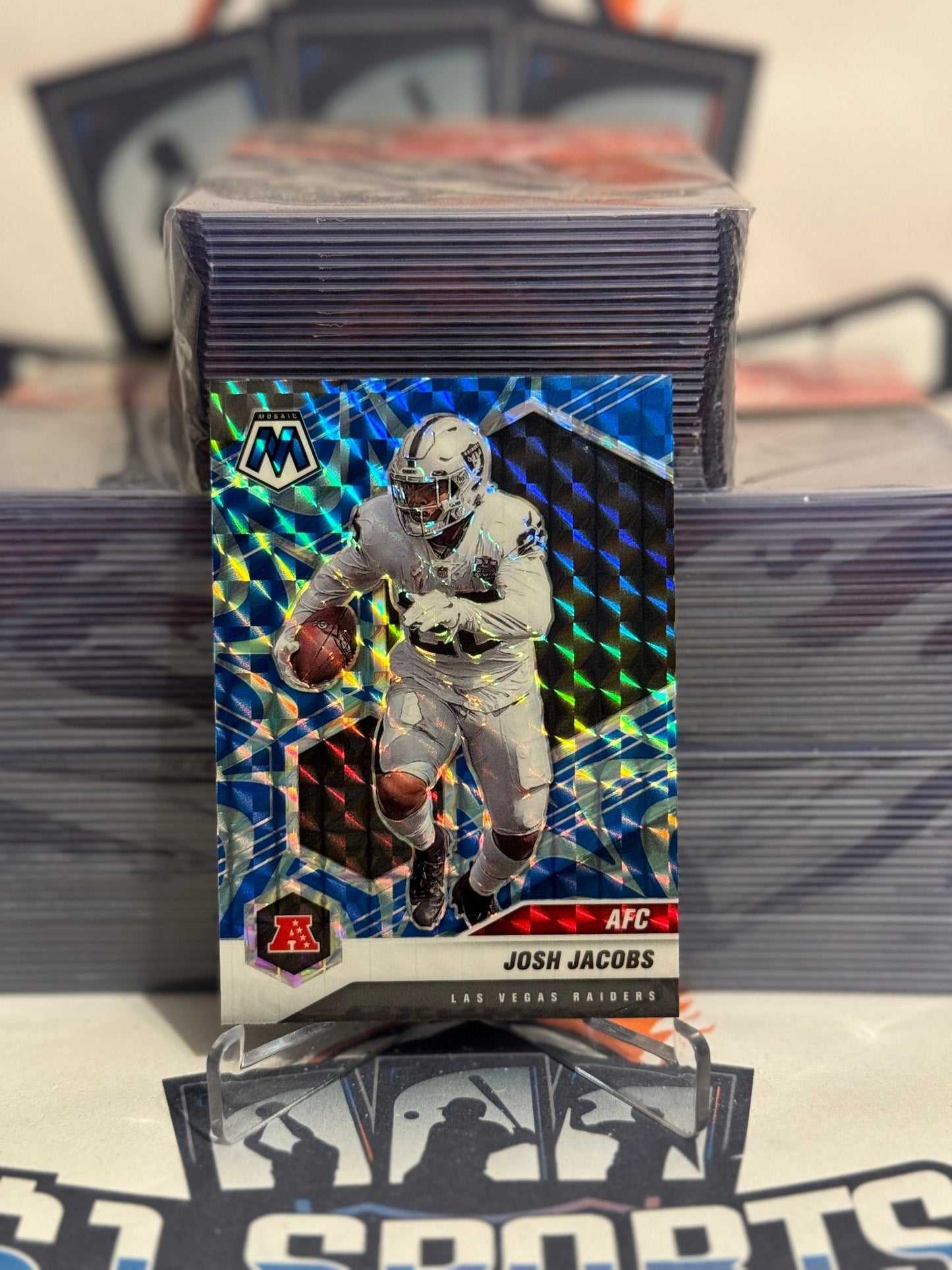 2021 Panini Mosaic (Blue Reactive Prizm, aFC) Josh Jacobs #235