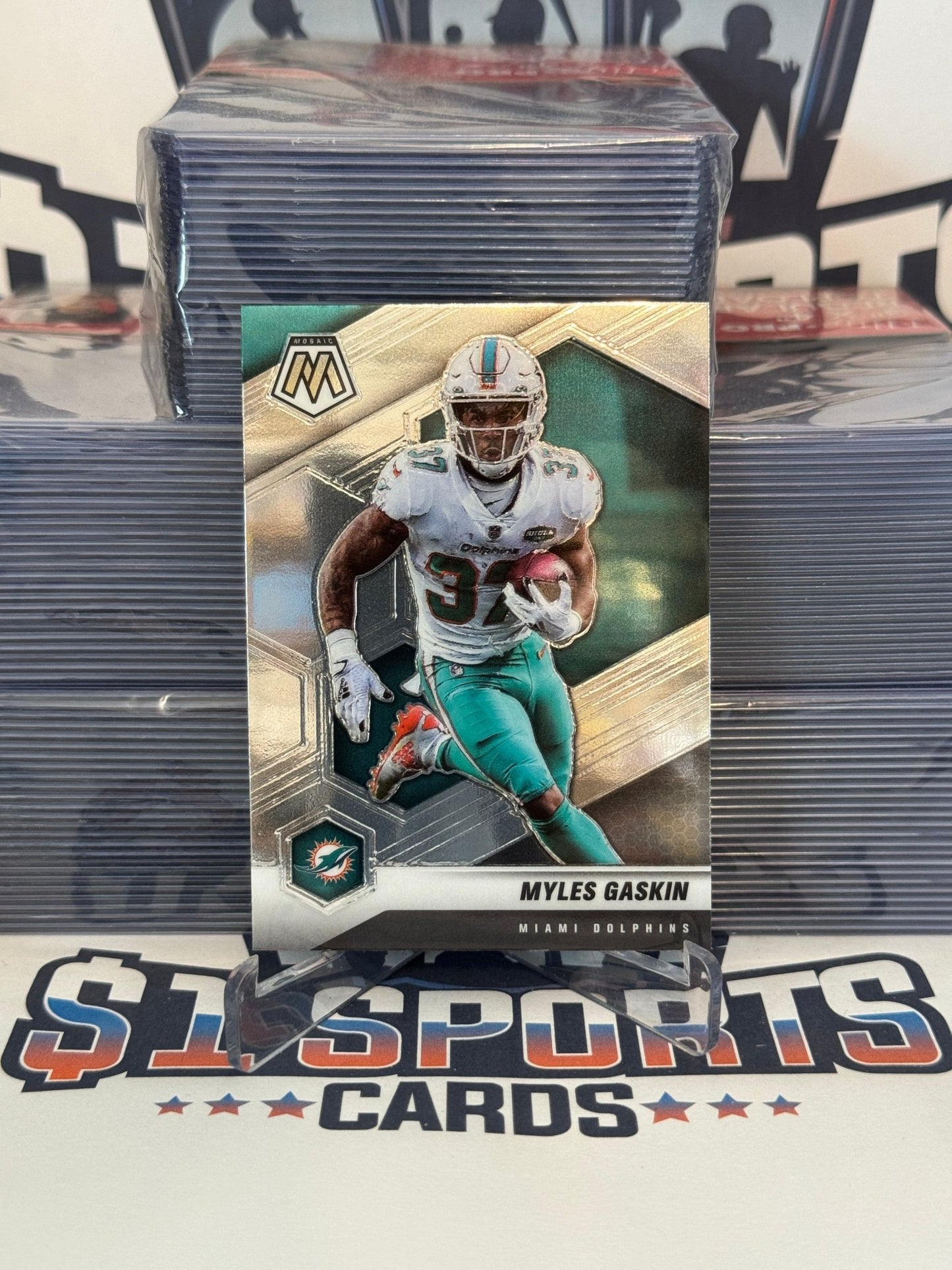 2021 Panini Mosaic Myles Gaskin #125