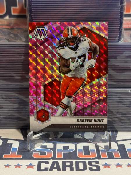 2021 Panini Mosaic (Pink Camo Prizm) Kareem Hunt 56