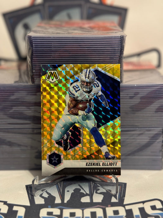 2021 Panini Mosaic (Yellow Reactive Prizm) Ezekiel Elliott #60