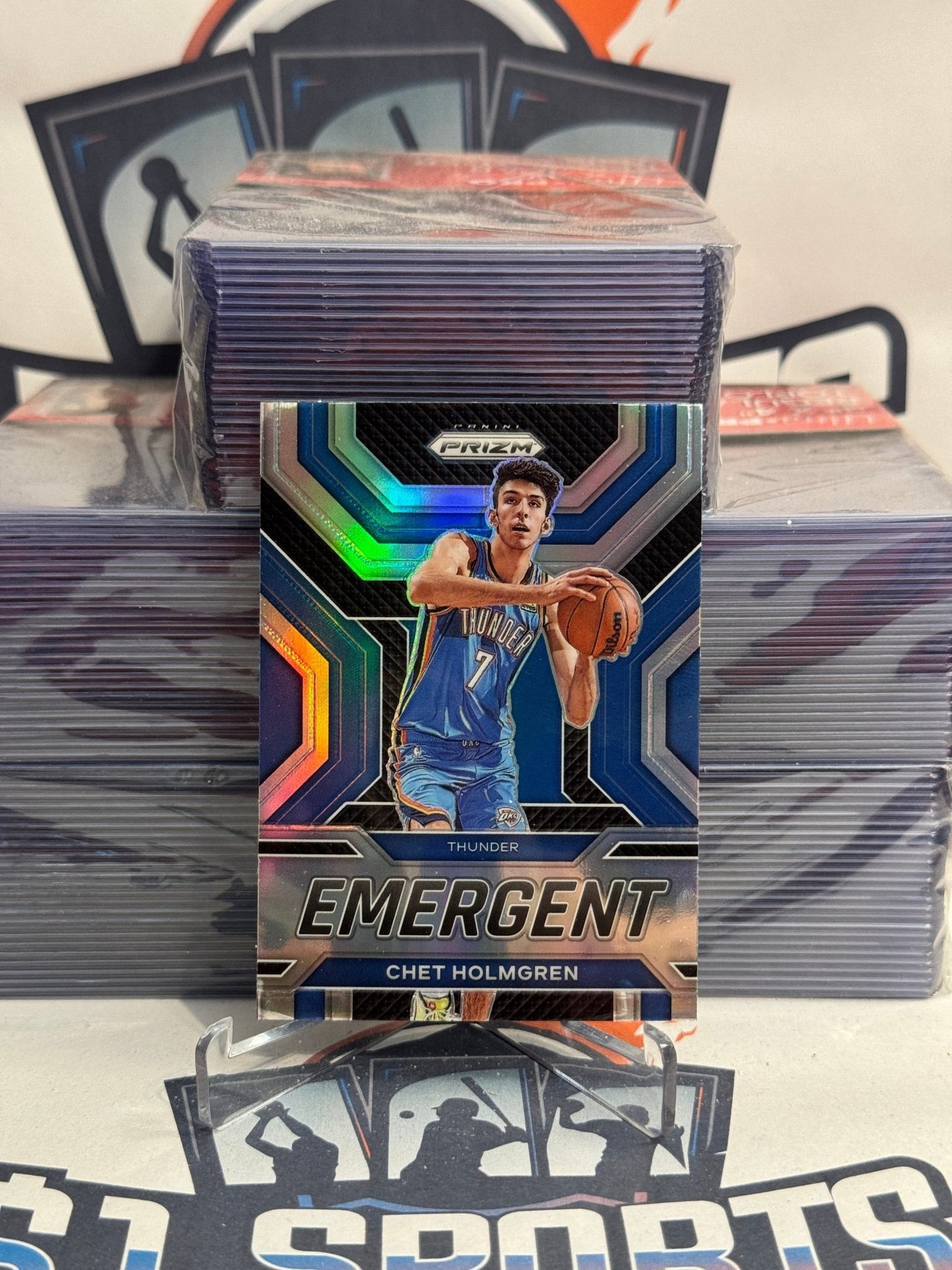2021 Panini Prizm (Emergent, Silver Prizm) Chet Holmgren Rookie #16