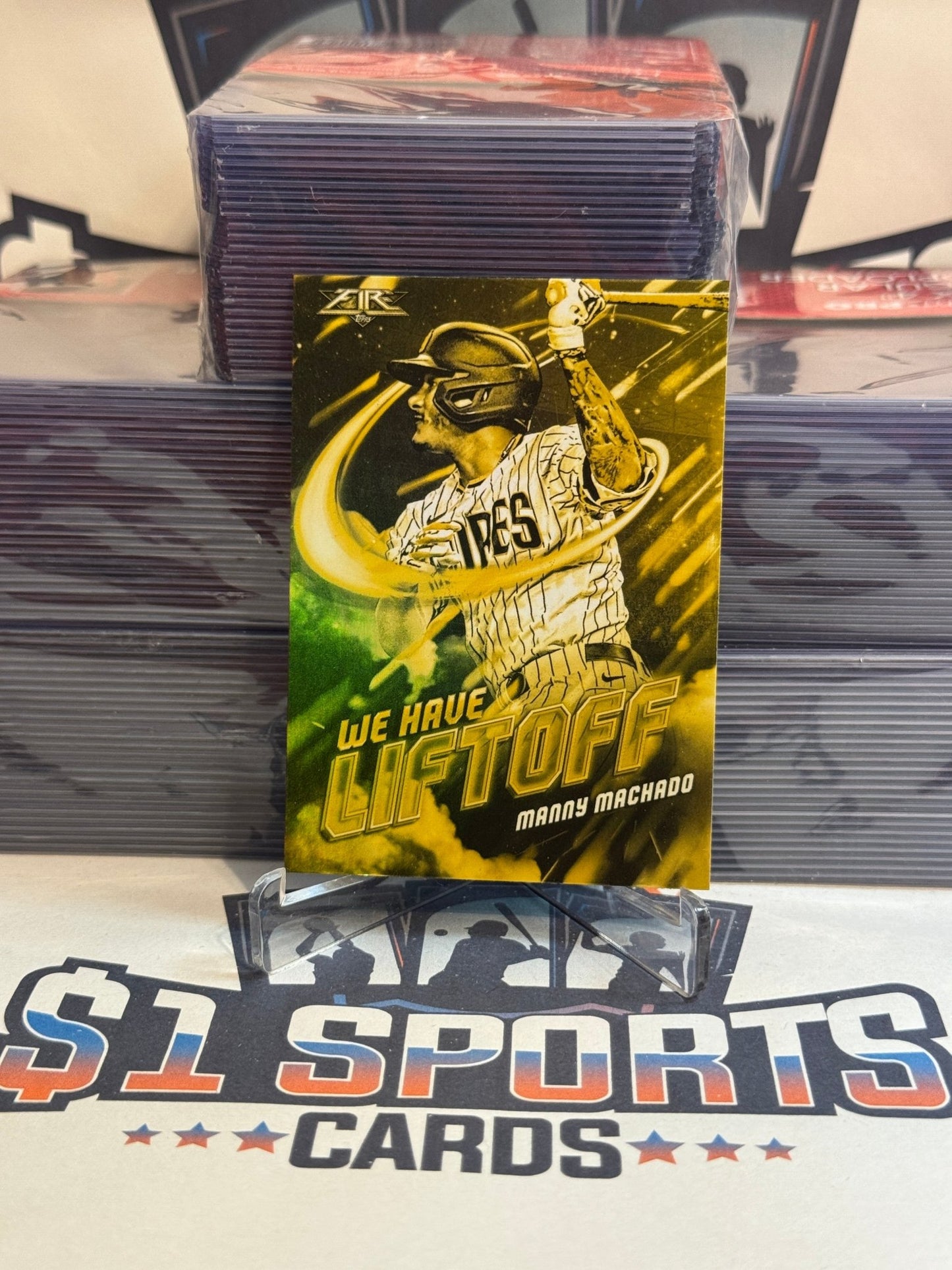 2021 Topps Fire (Gold Minted, We Have Liftoff) Manny Machado #WHL - 20