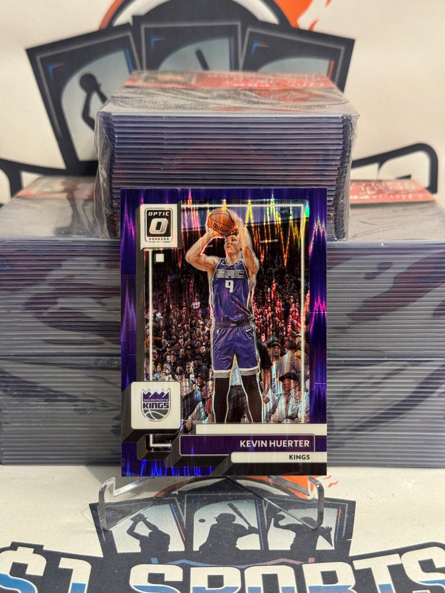 2022 Donruss Optic (Purple Shock Prizm) Kevin Huerter #135