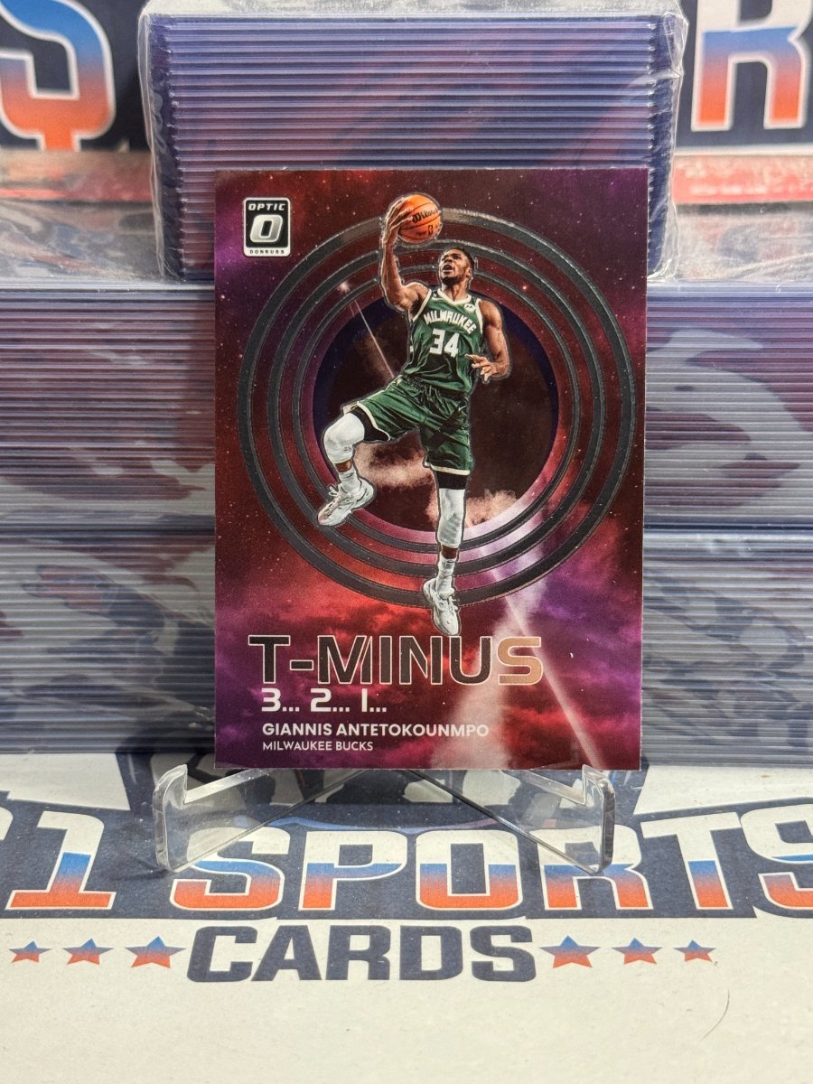 2022 Donruss Optic (T - Minus 3, 2, 1) Giannis Antetokounmpo 6