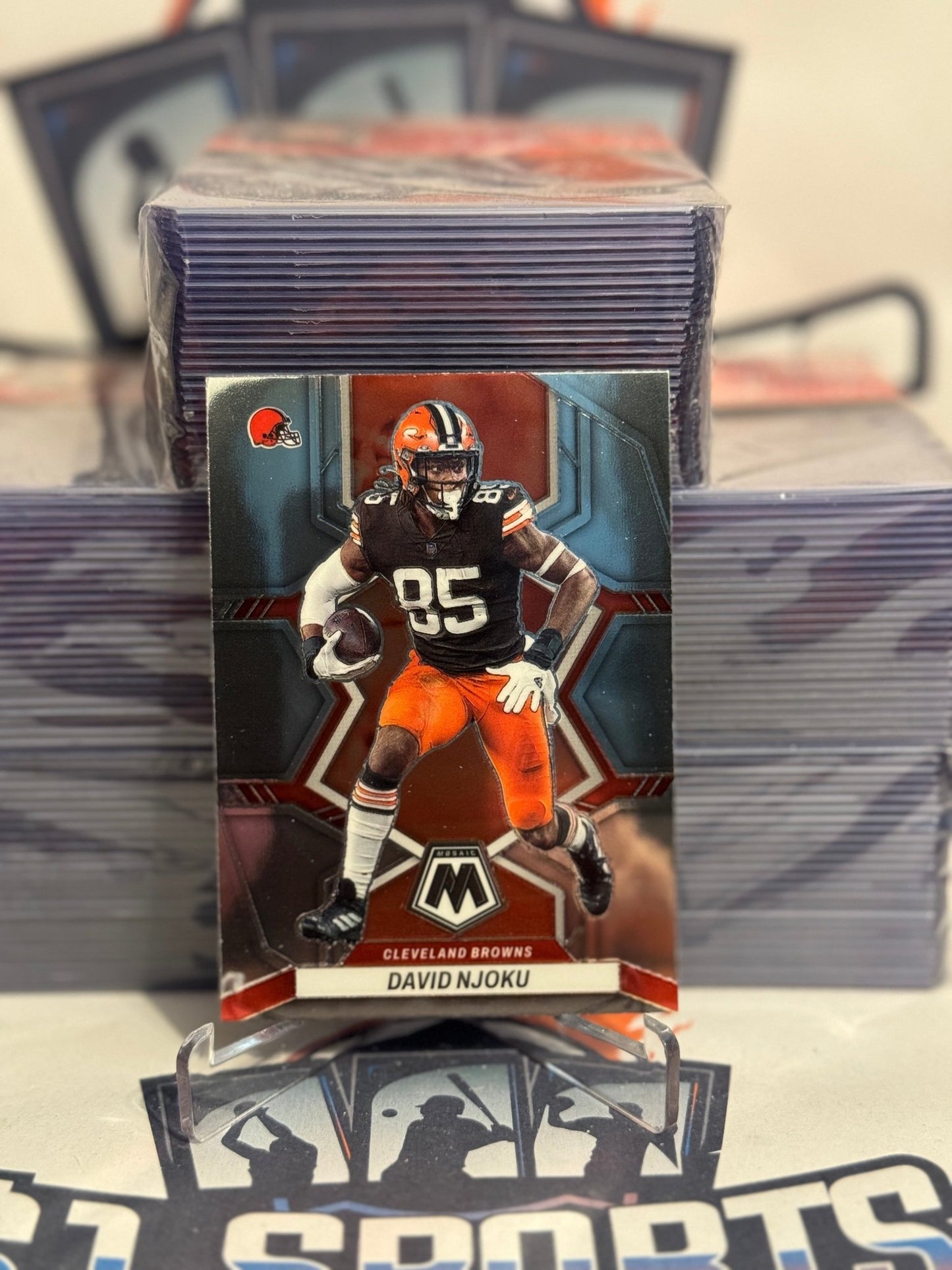 2022 Panini Mosaic David Njoku #48