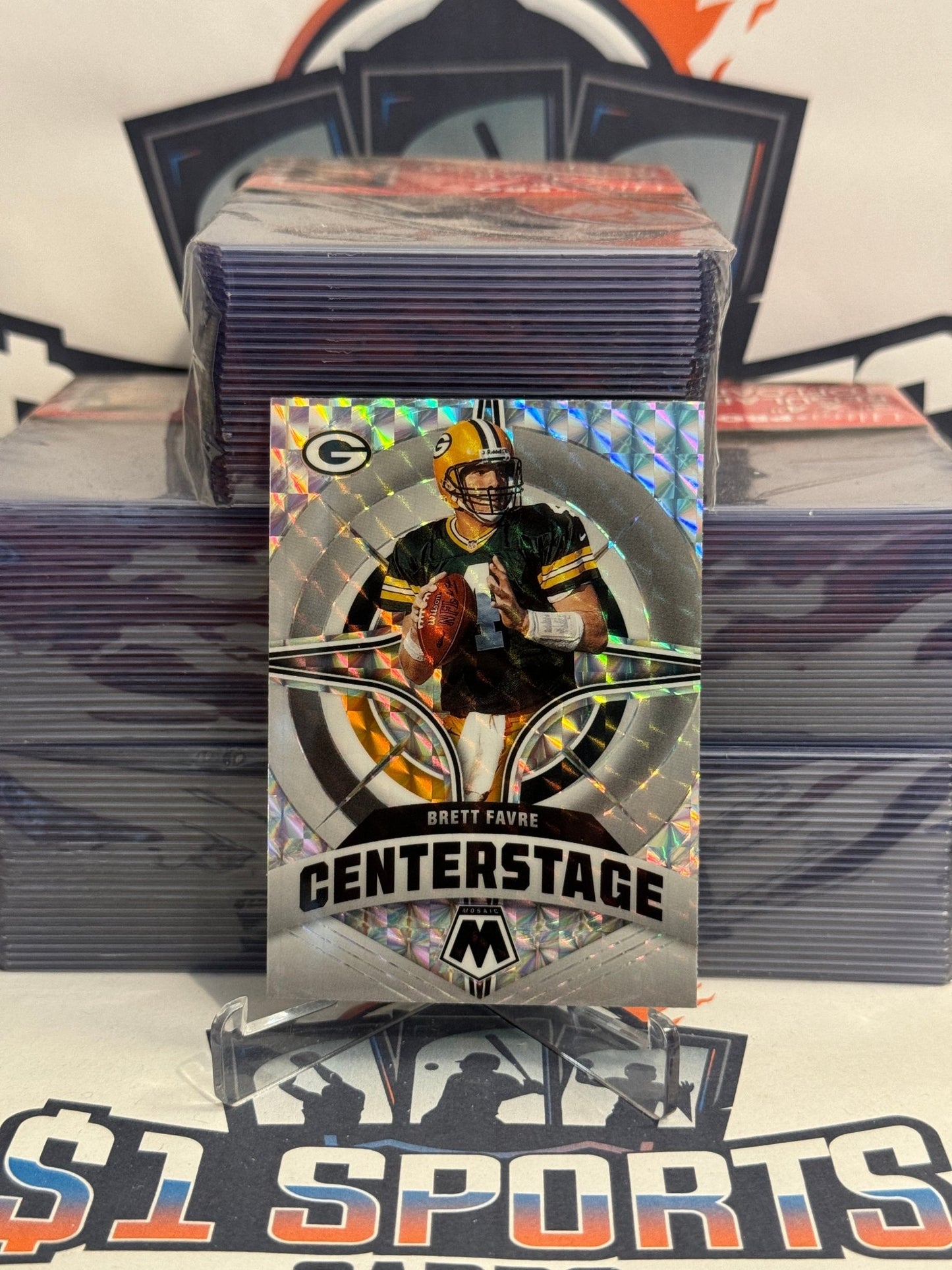 2022 Panini Mosaic (Mosaic Prizm, Center Stage) Brett Favre #cs-3