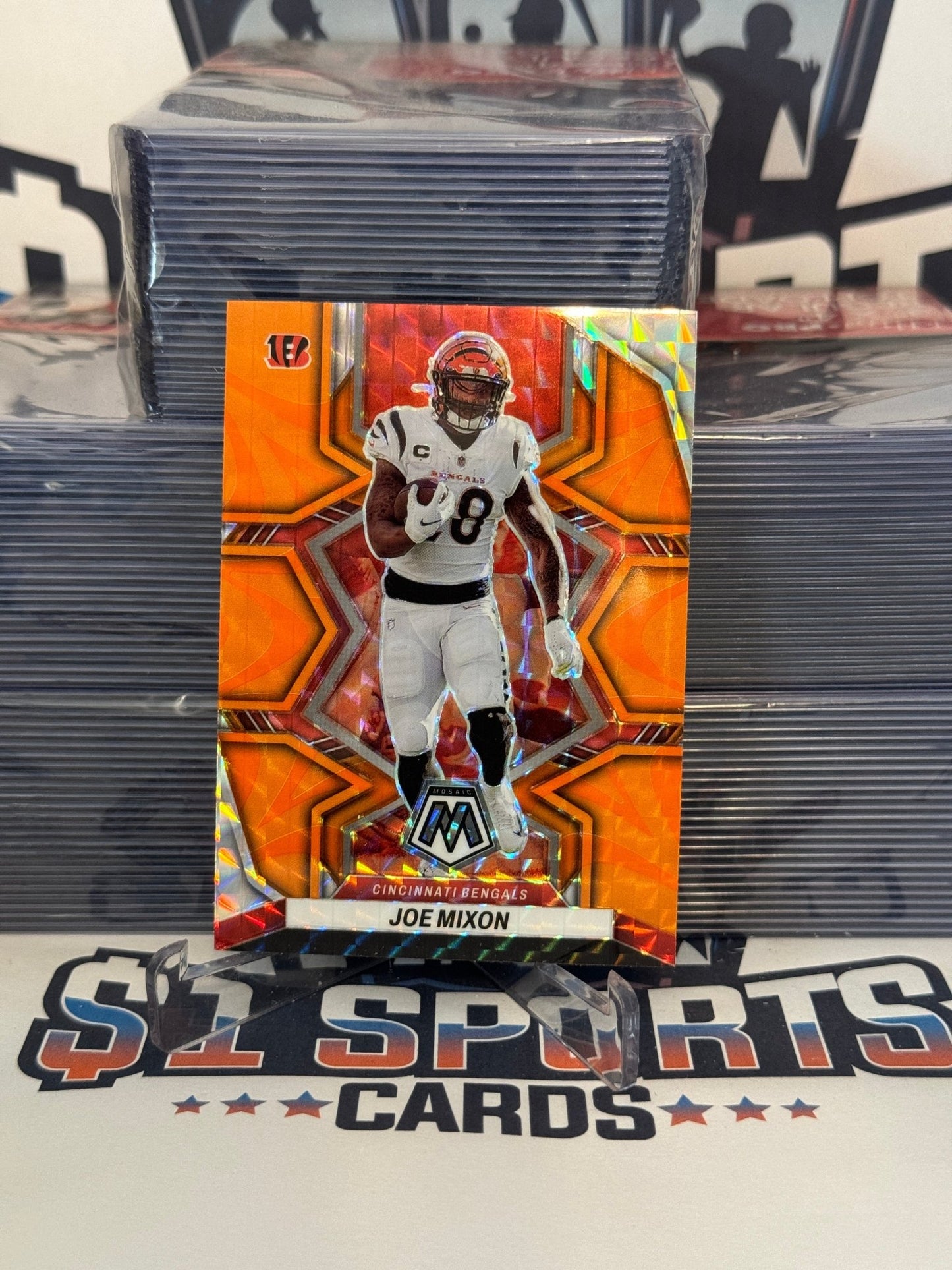 2022 Panini Mosaic (Orange Reactive Prizm) Joe Mixon #40
