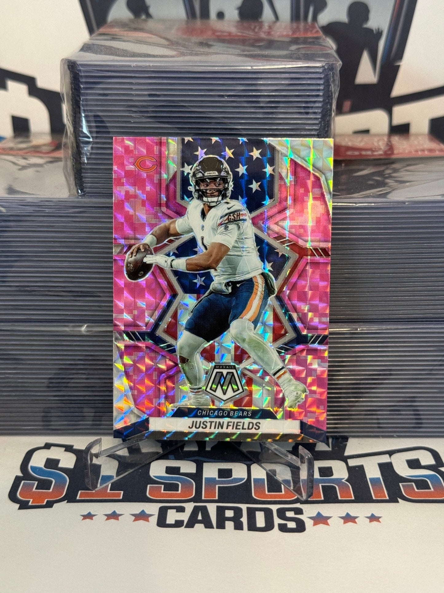 2022 Panini Mosaic (Pink Camo Prizm, National Pride) Justin Fields #268