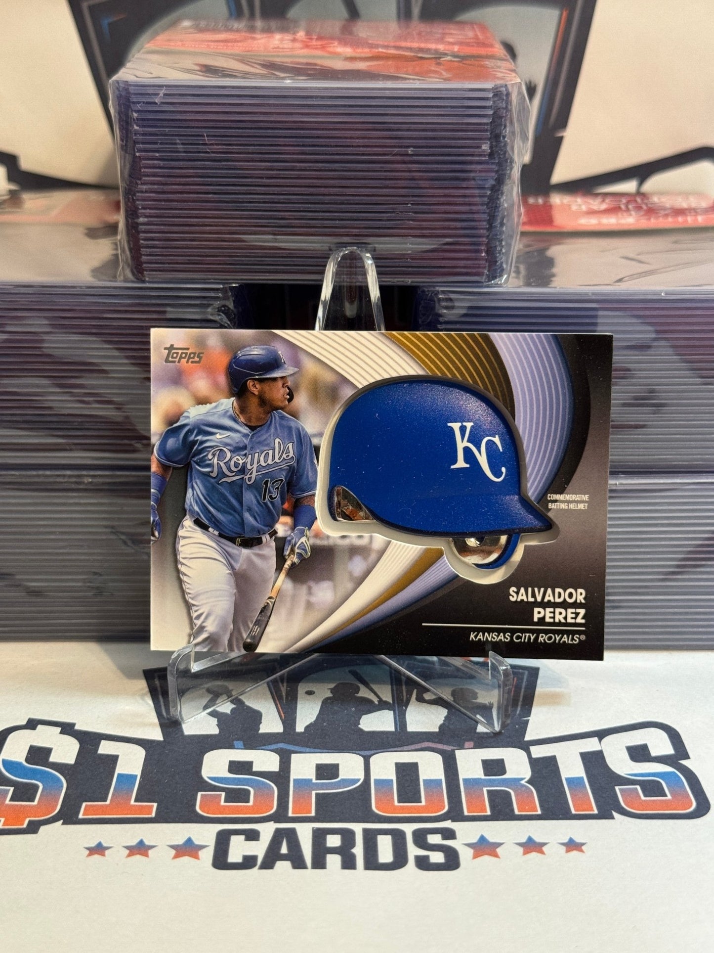 2022 Topps (Commemorative Batting Helmet Relic) Salvador Perez #BH - SP