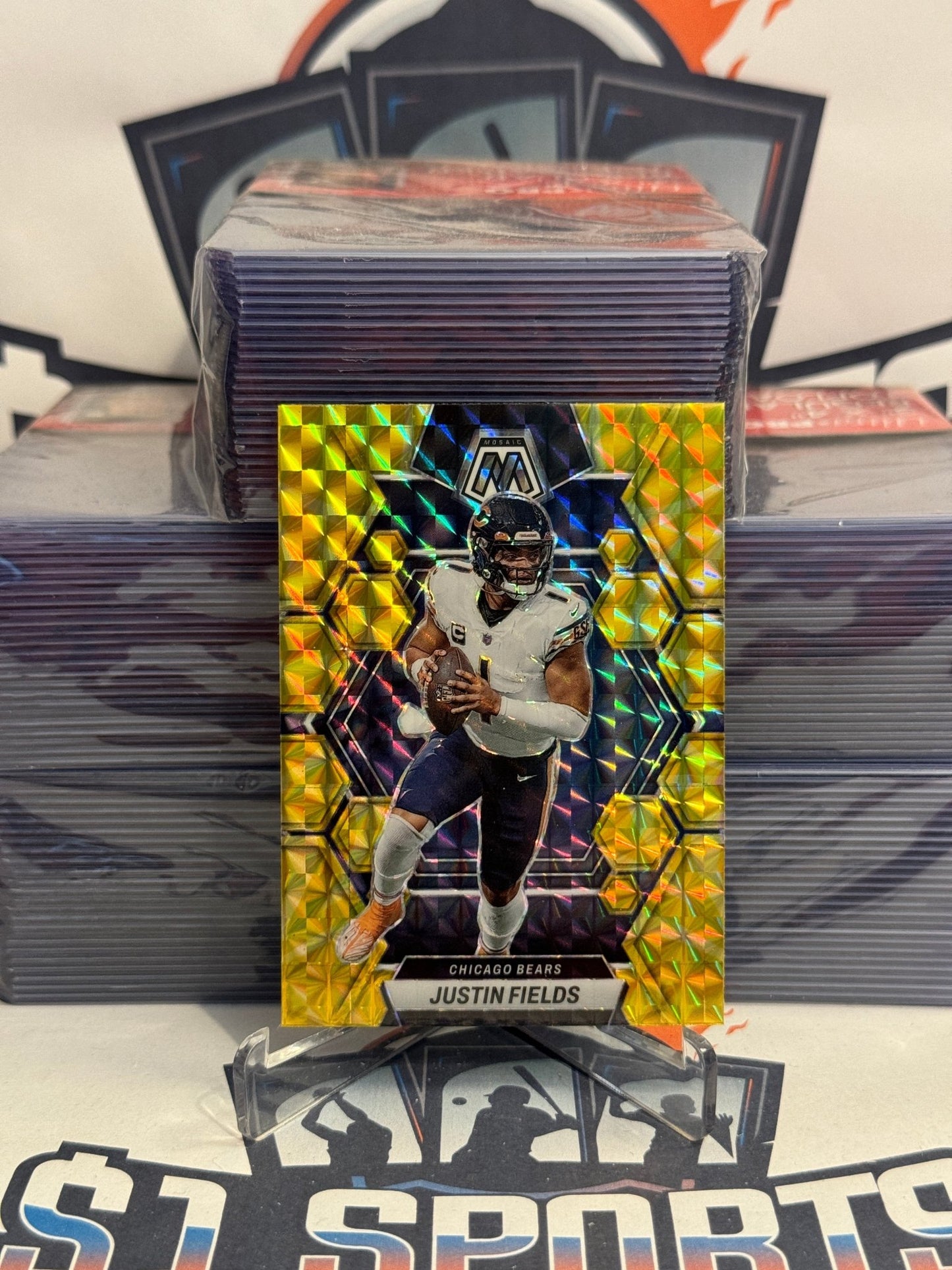 2023 Panini Mosaic (Yellow Reactive Prizm) Justin Fields #33