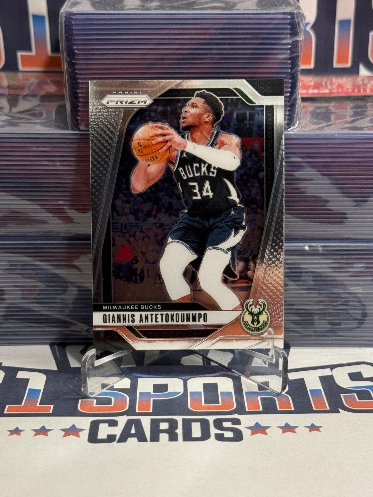 2024 Panini Prizm Giannis Antetokounmpo 85