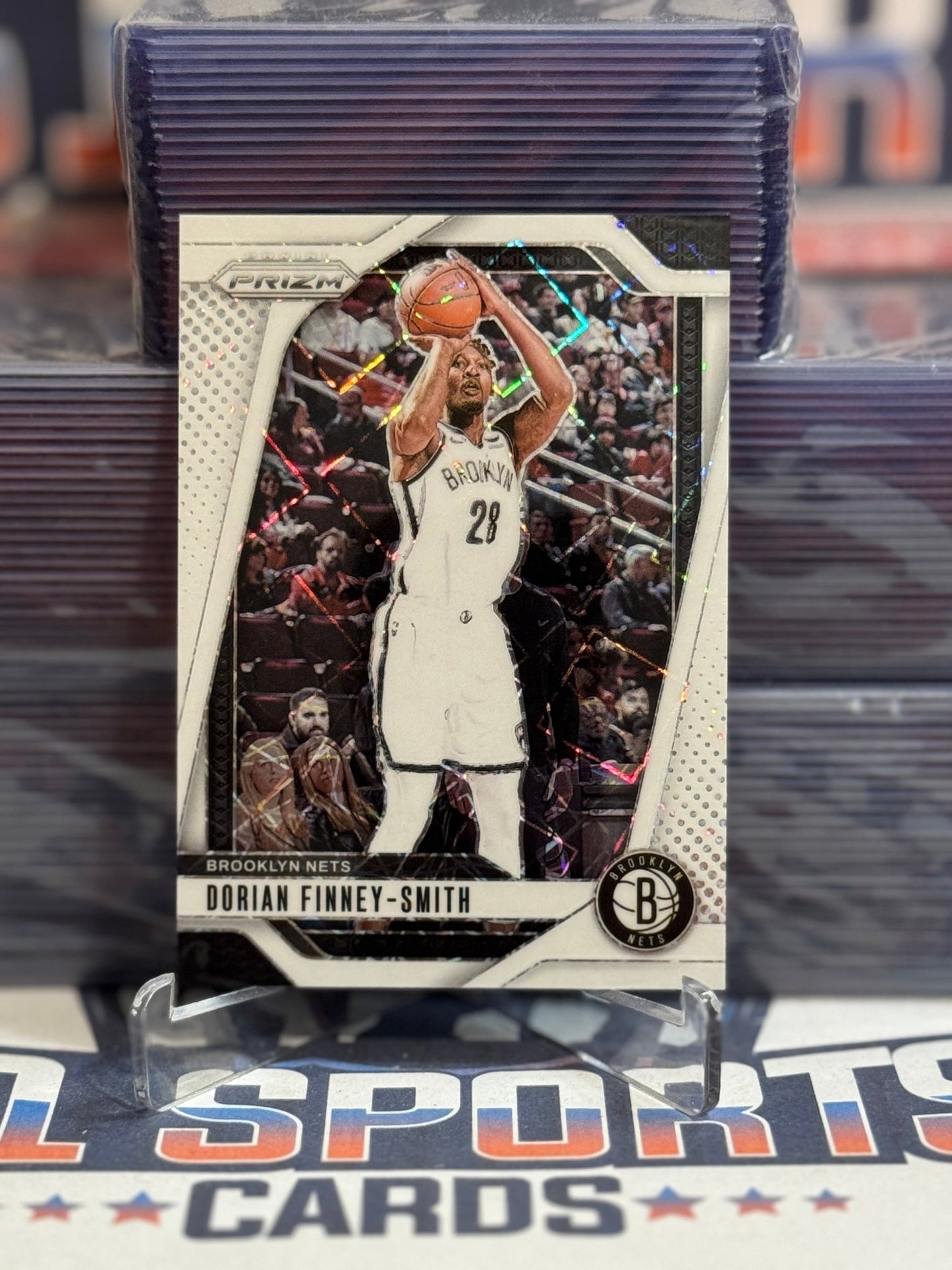 2024 Panini Prizm (White Lazer Prizm 163/275) Dorian Finney - Smith 108
