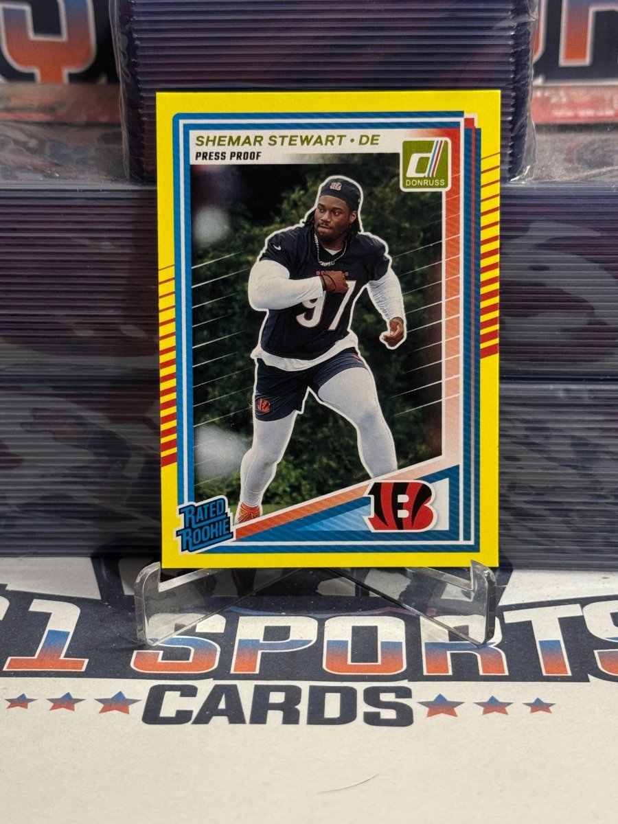 2025 Donruss (Yellow, Rated Rookie) Shemar Stewart 393