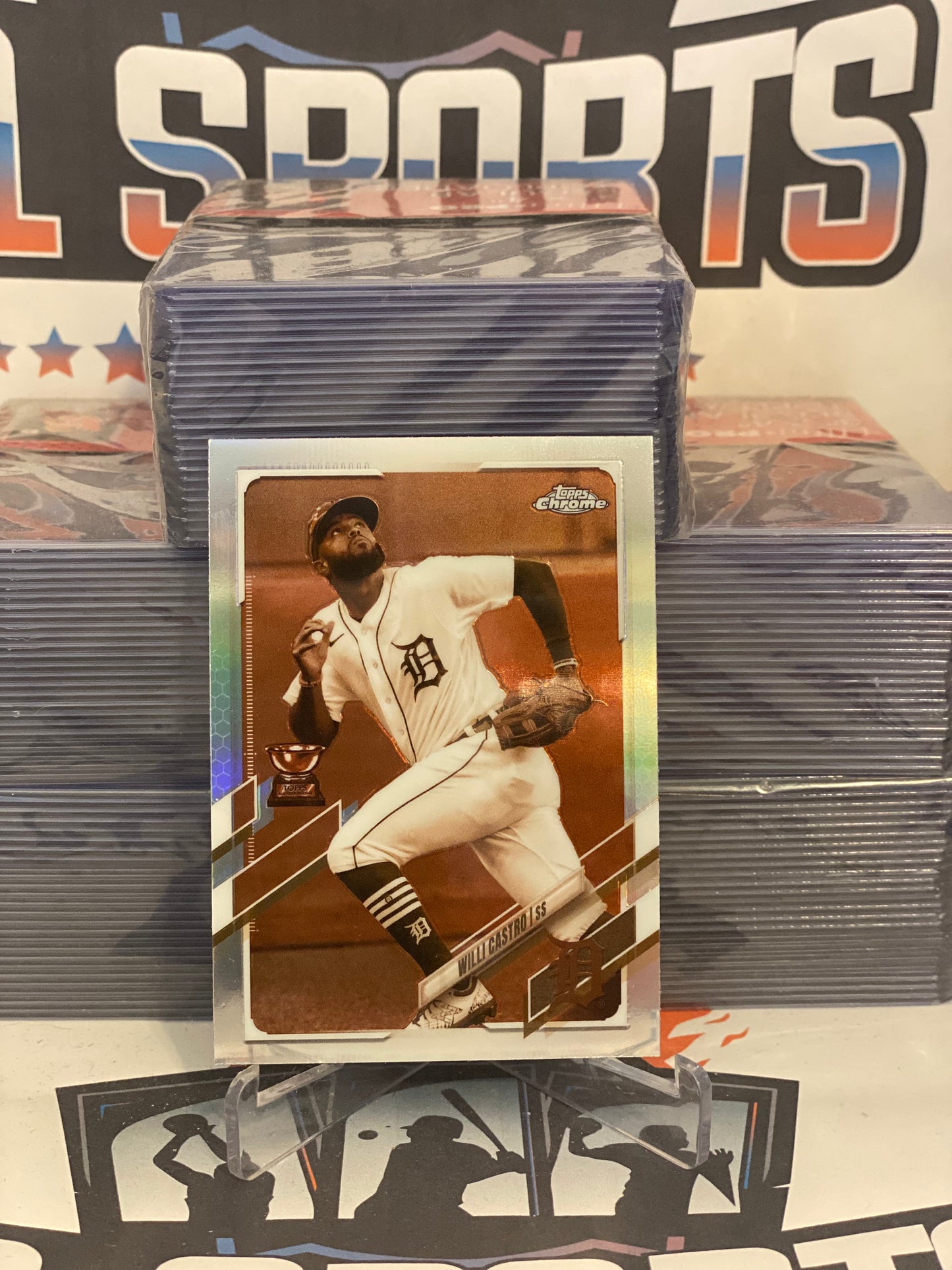 2021 Topps Chrome (Sepia Refractor, Rookie Cup) Willi Castro #22