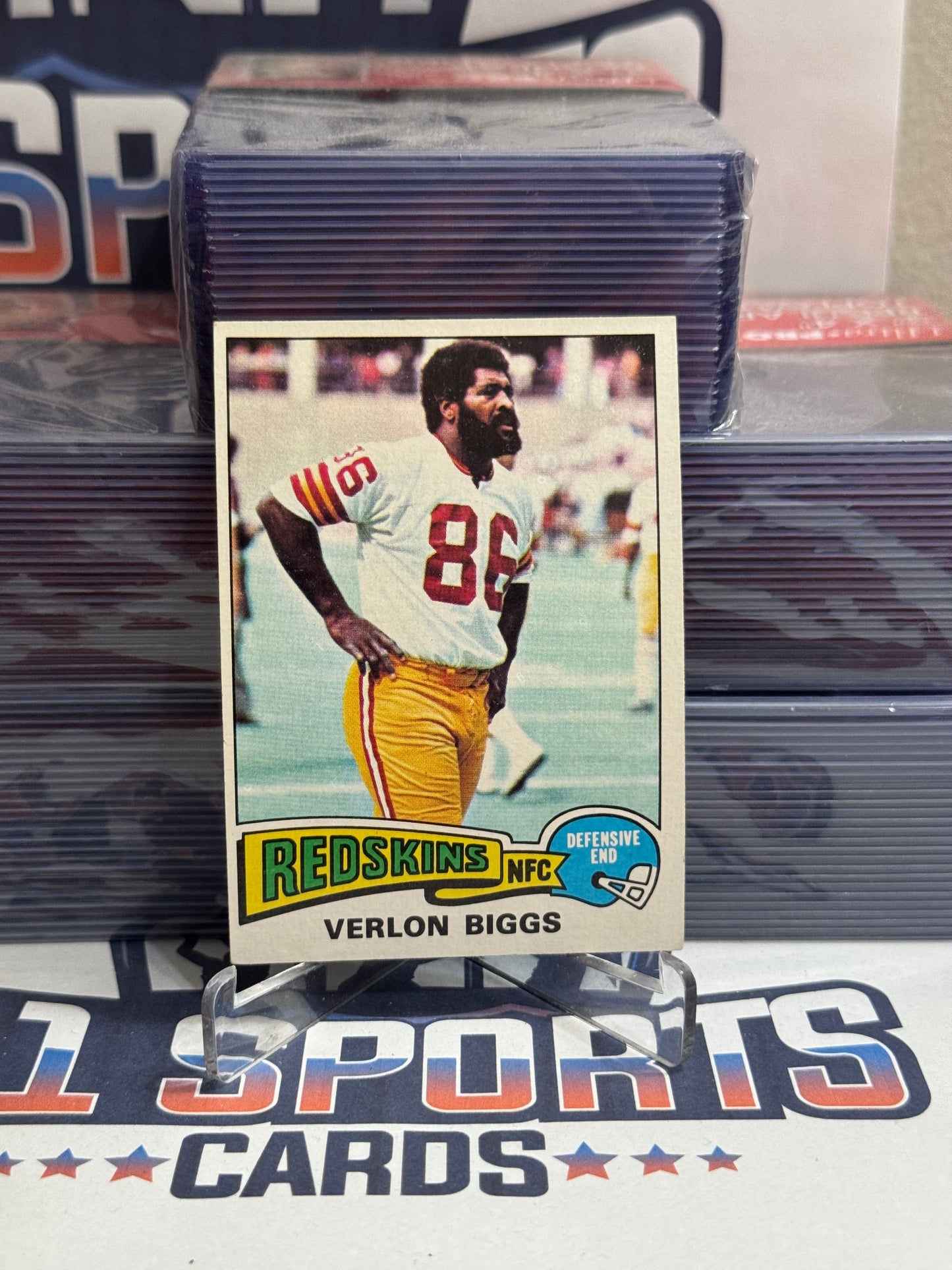 1975 Topps Vernon Biggs #303