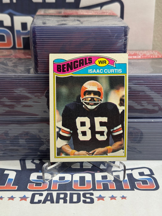 1977 Topps Isaac Curtis #10