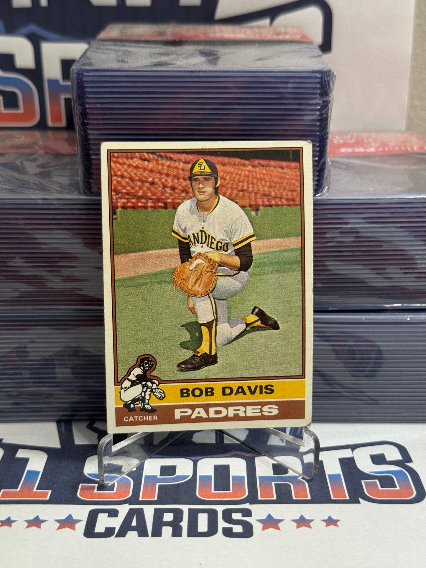 1976 Topps Bob Davis Rookie #472