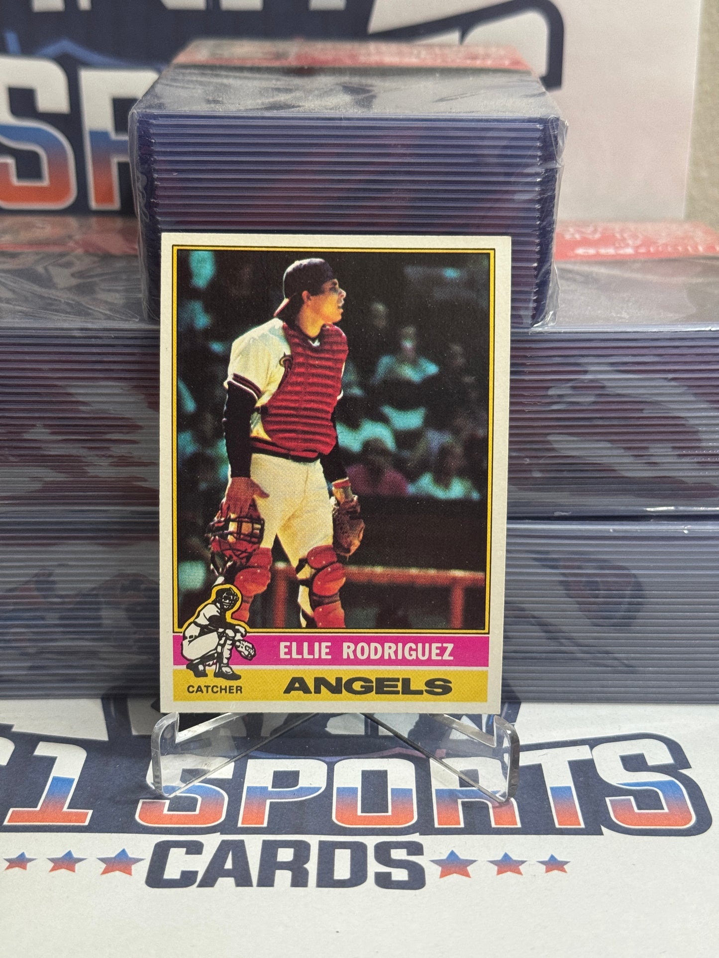 1976 Topps Ellie Rodriguez #512