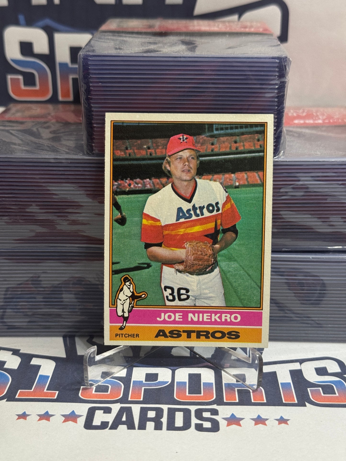 1976 Topps Joe Niekro #273