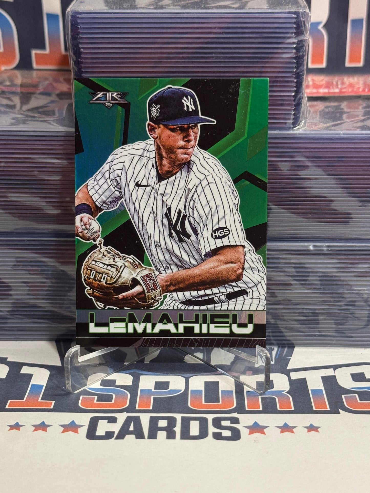 2021 Topps Fire (Green 130/199) DJ LeMahieu #165