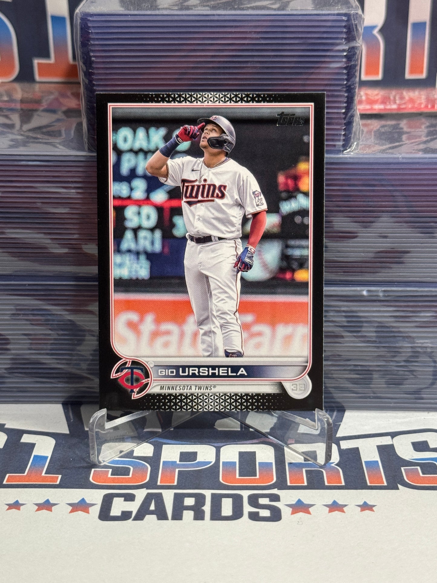 2022 Topps Update (Black 25/71) Gio Urshela #US130