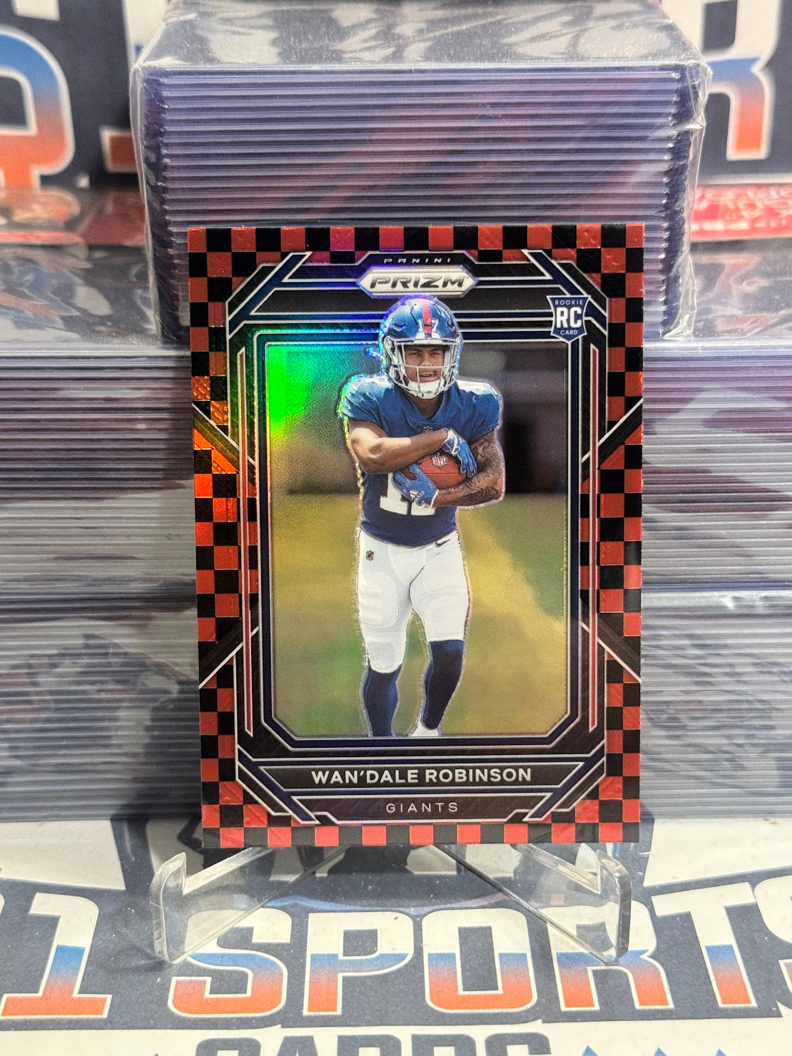2022 Panini Prizm (Black Red Checkerboard SP Prizm) Wan'Dale Robinson Rookie #315