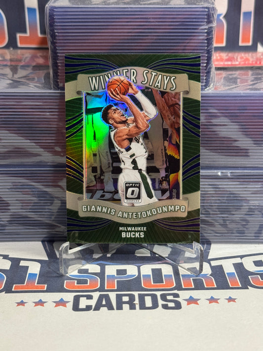 2023 Donruss Optic (Purple Prizm, Winner Stays) Giannis Antetokounmpo #1