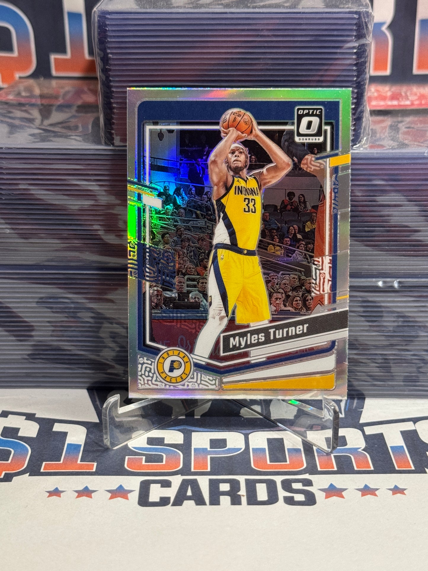 2023 Donruss Optic (Holo Prizm) Myles Turner #178