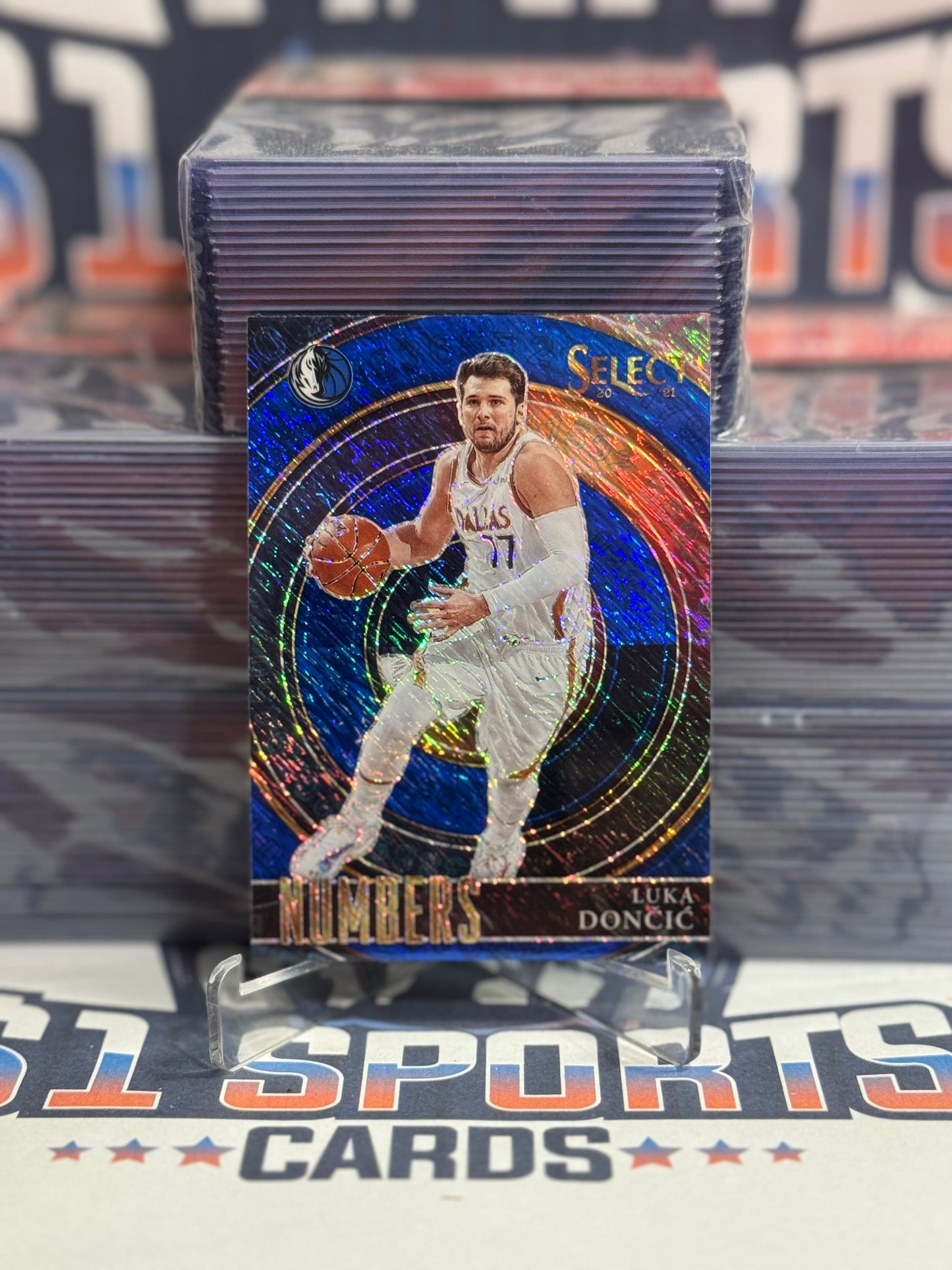 2020 Panini Select (Blue Shimmer Prizm, Numbers) Luka Doncic #6