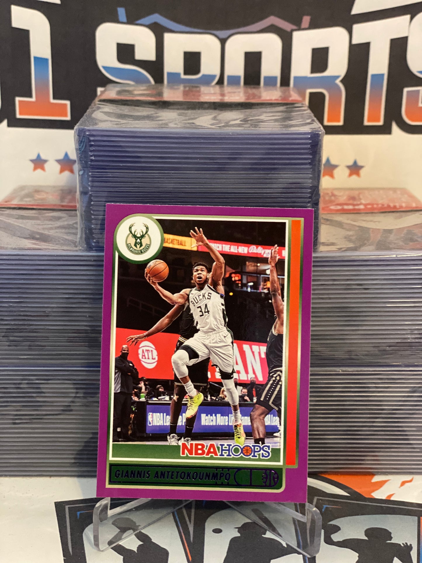 2021 NBA Hoops (Purple) Giannis Antetokounmpo #103