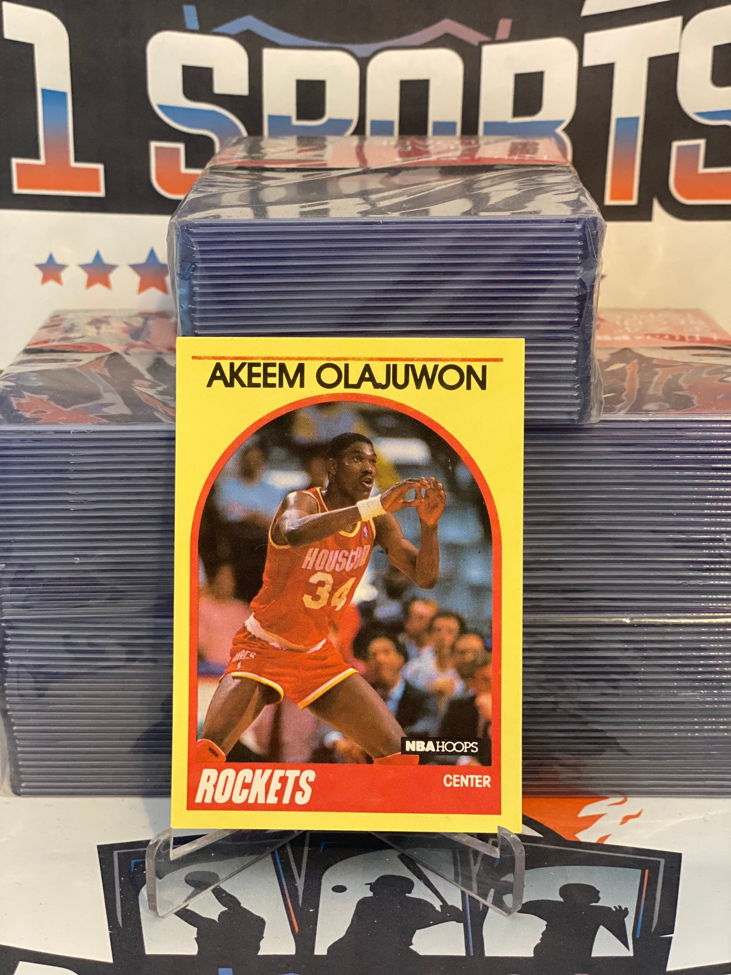 1989 NBA Hoops (Sears - Yellow Border Superstars) Hakeem Olajuwon #38