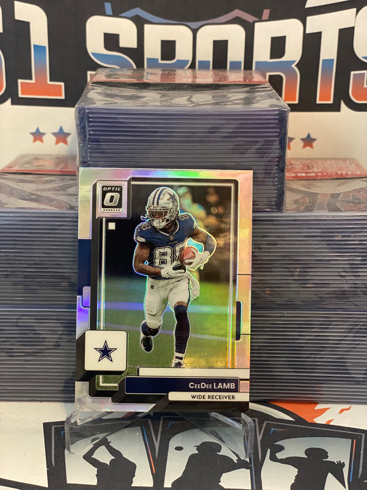 2022 Donruss Optic (Holo Prizm) CeeDee Lamb #54