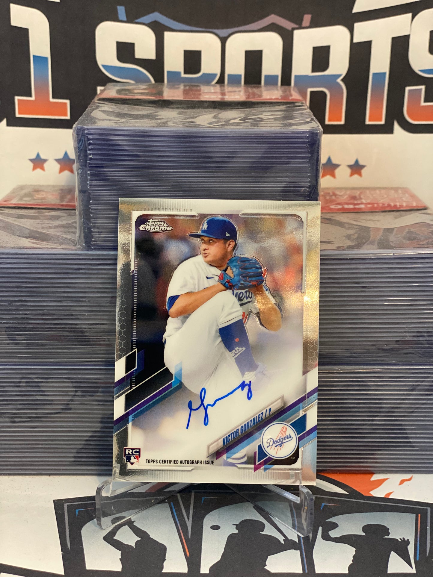 2021 Topps Chrome (Auto) Victor Gonzalez Rookie #RA-VG