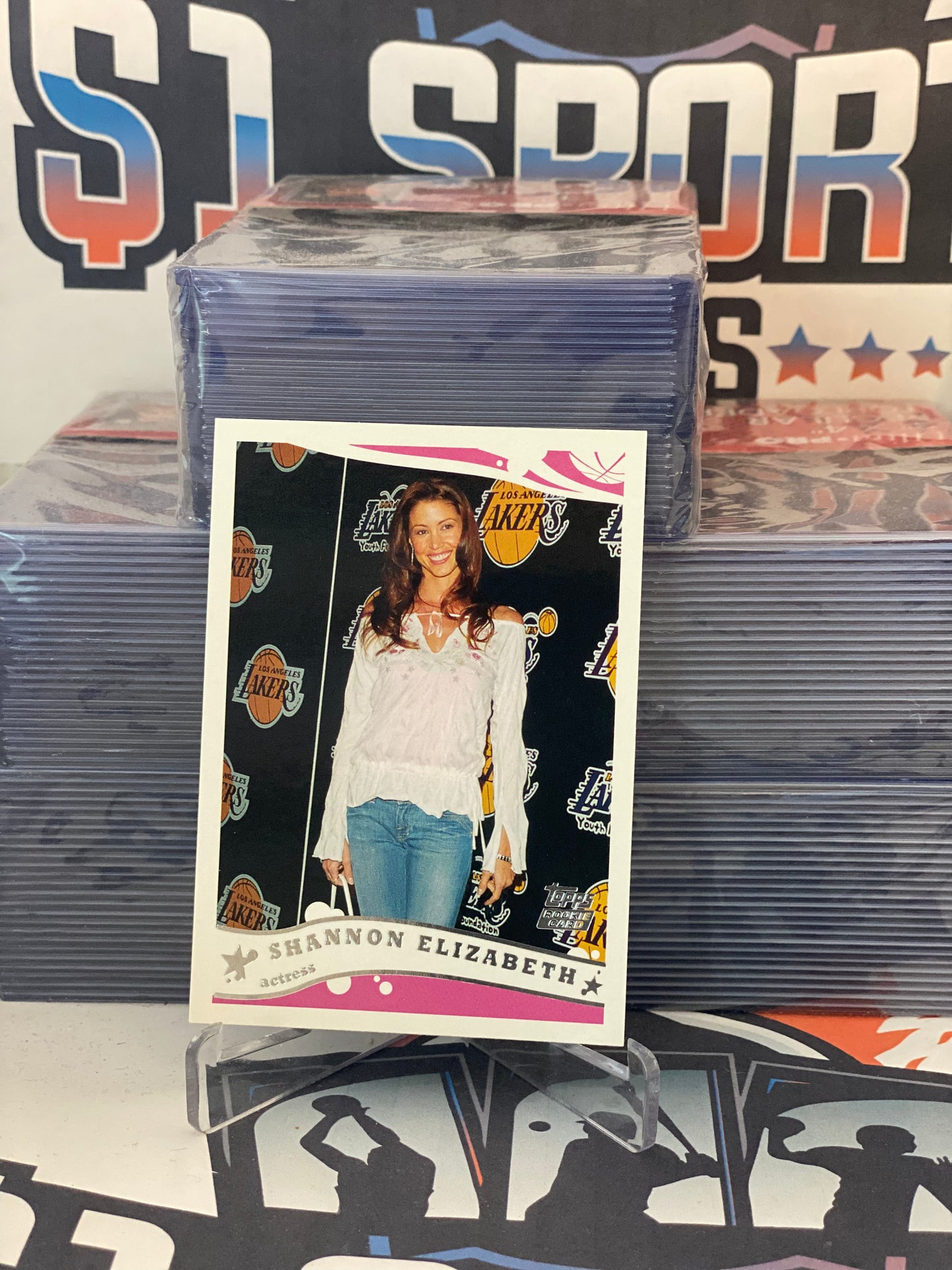 2005 Topps Shannon Elizabeth Rookie #251