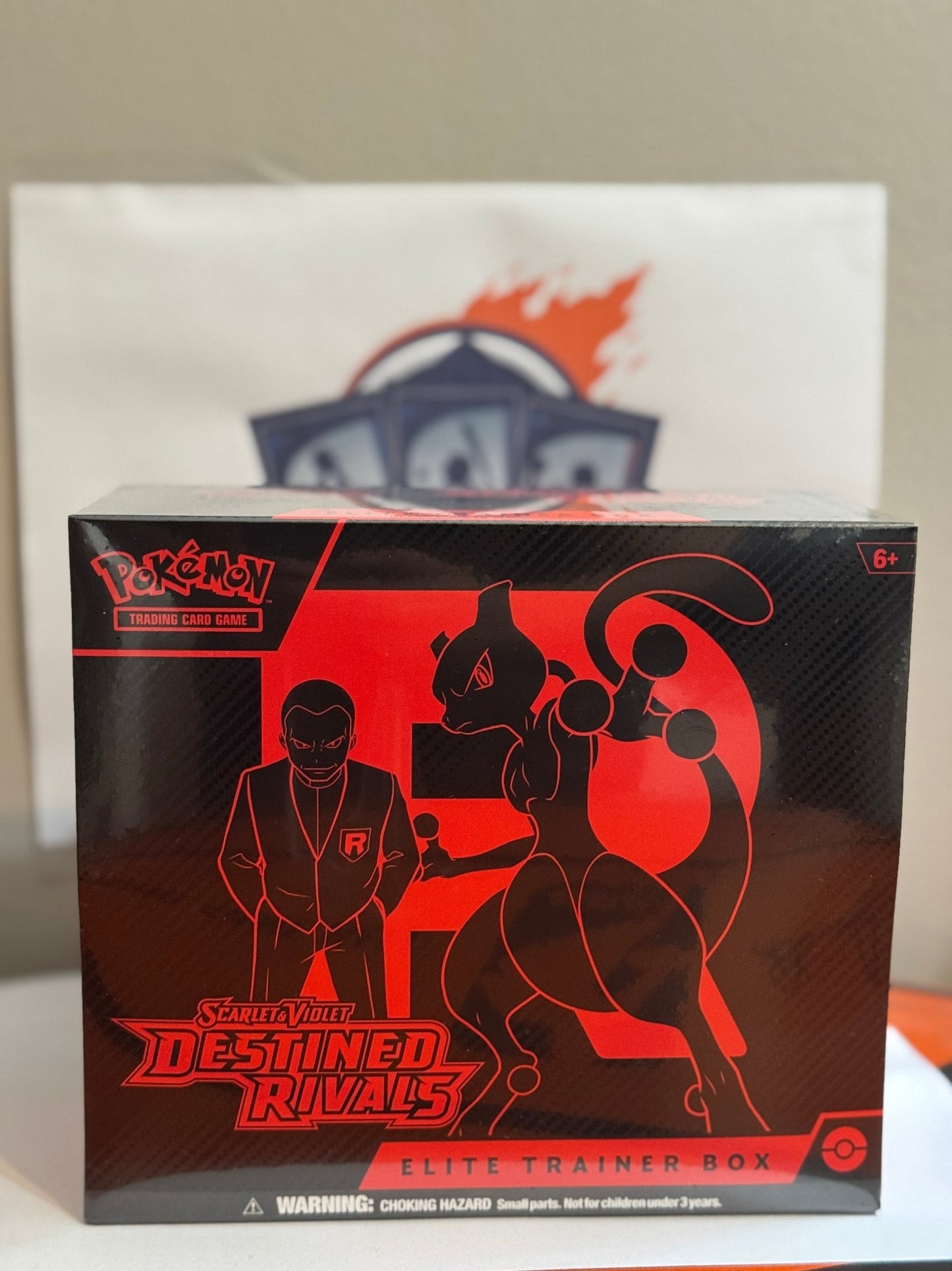 Pokemon TCG: Sealed Desinted Rivals Elite Trainer Box