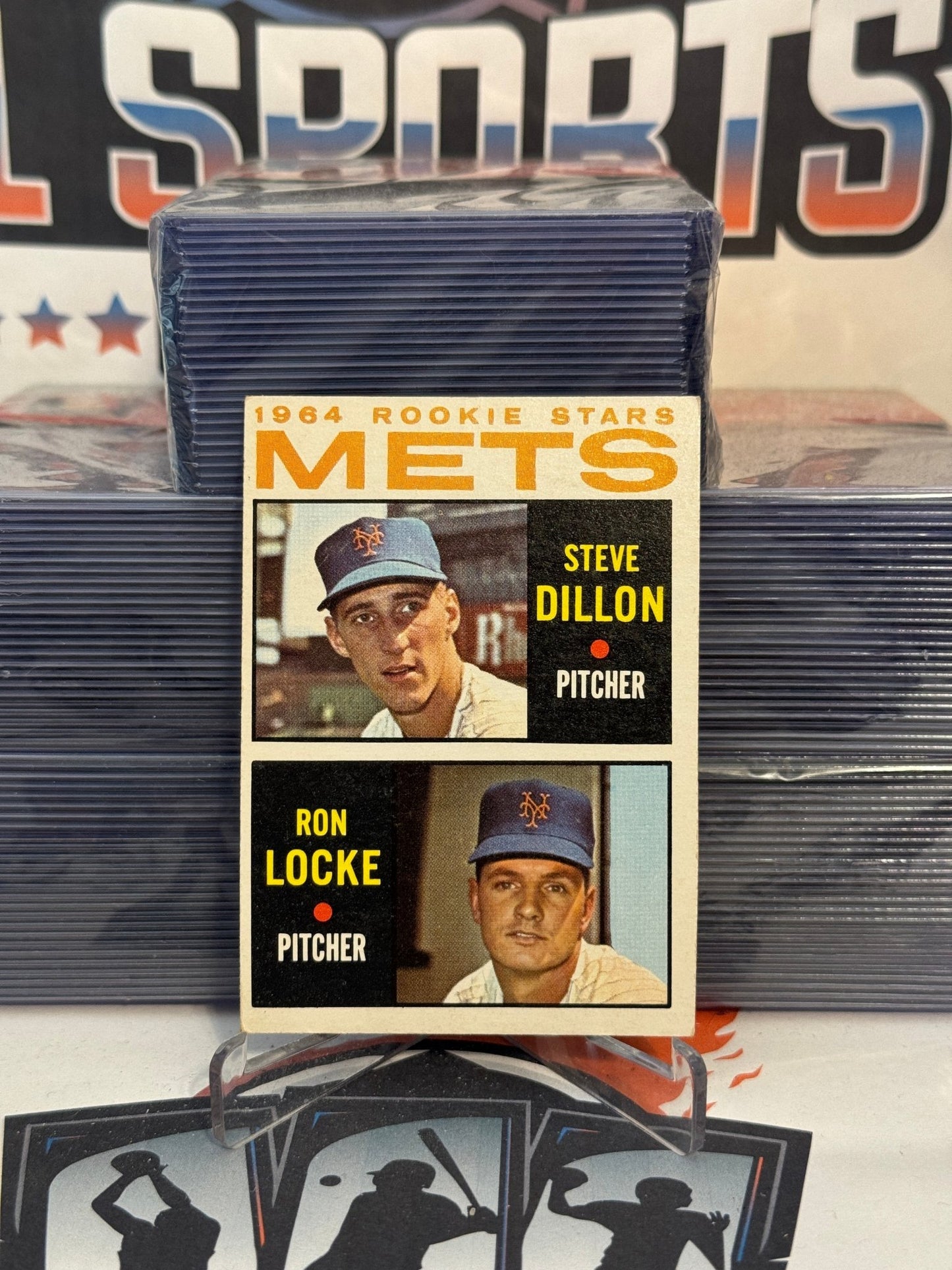 1964 Topps (Rookie Stars) Steve Dillon & Ron Locke #556