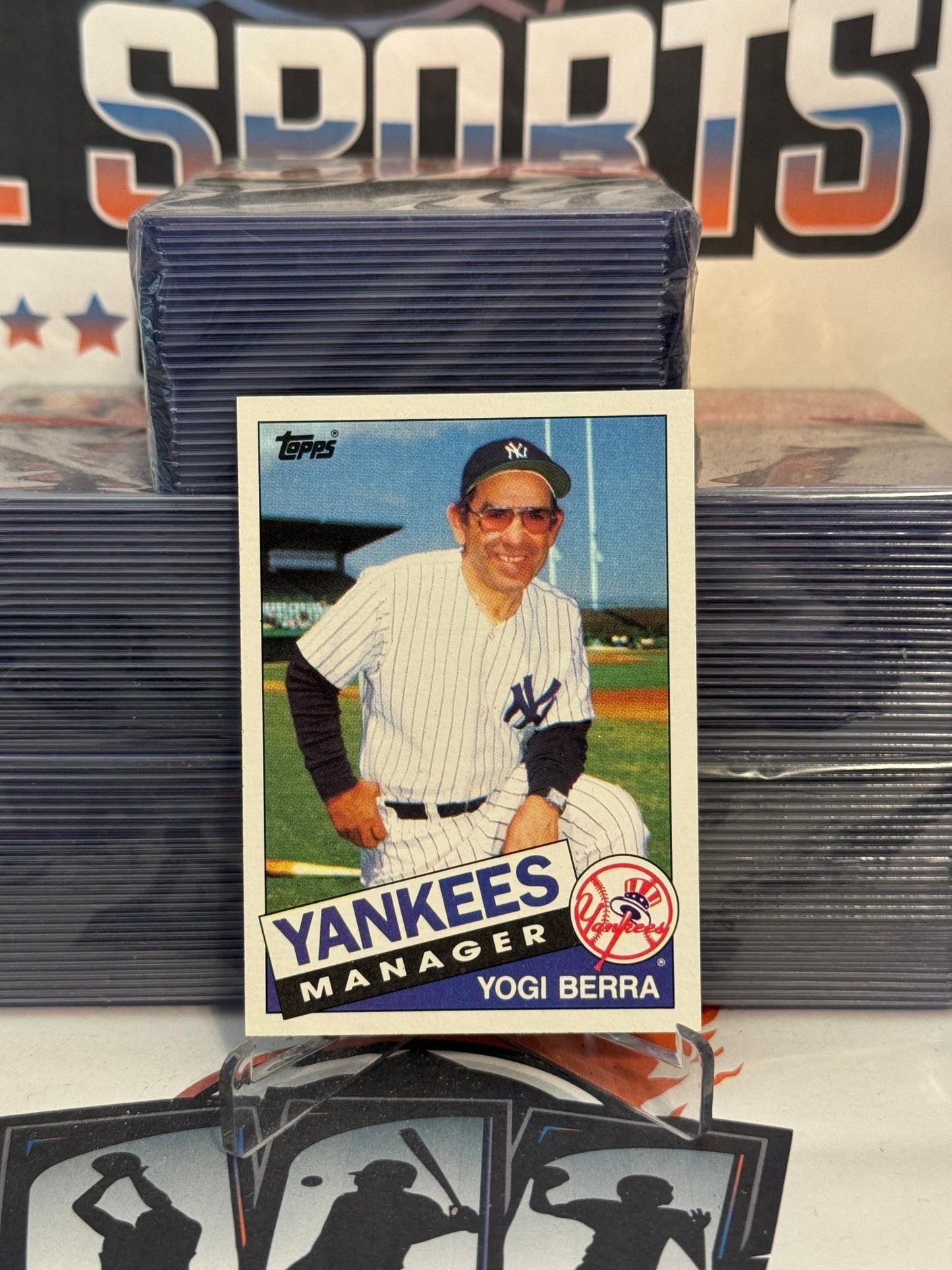 1985 Topps (Manager) Yogi Berra #155