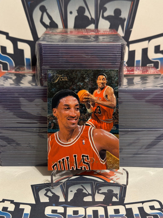 1995 Fleer Flair Scottie Pippen #18