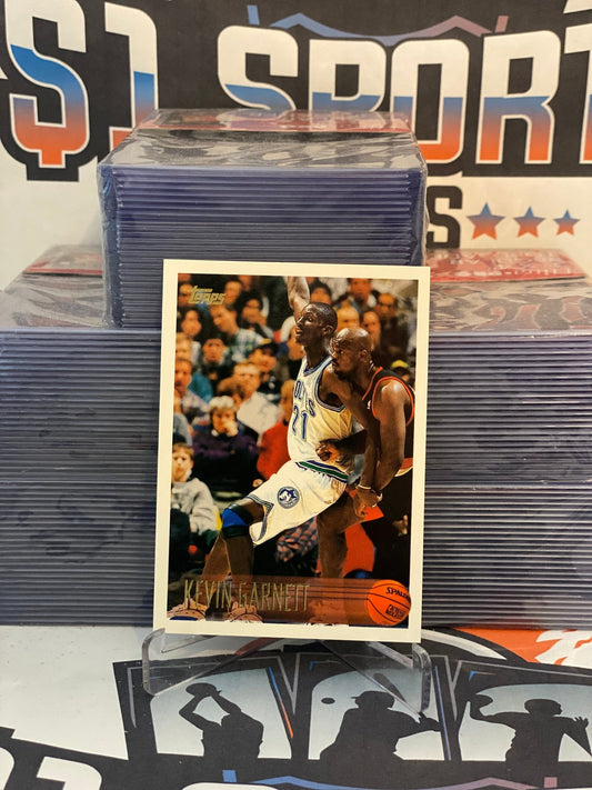 1996 Topps (2nd Year) Kevin Garnett #45