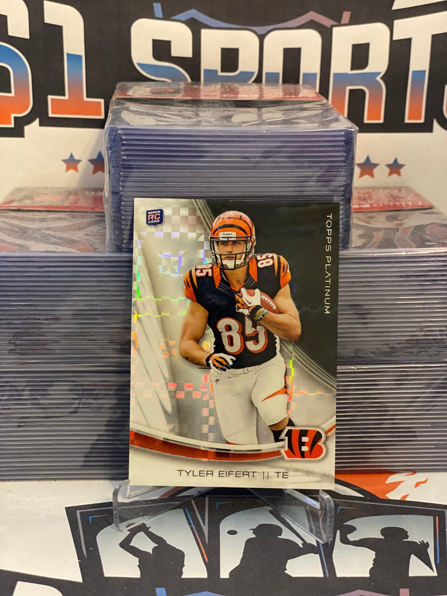 2013 Topps Platinum (X-Fractor Refractor) Tyler Eifert Rookie #137