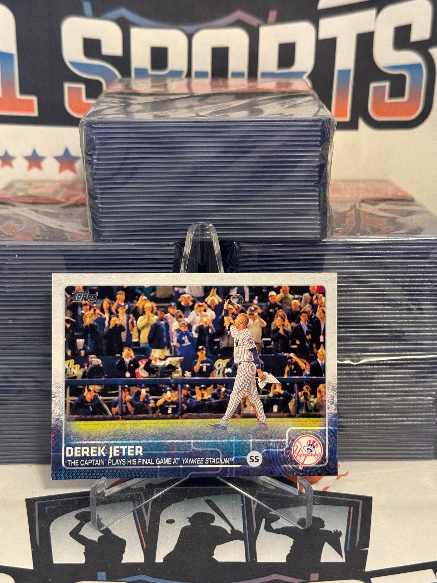 2014 Topps (Final Yankee Stadium Game) Derek Jeter #319